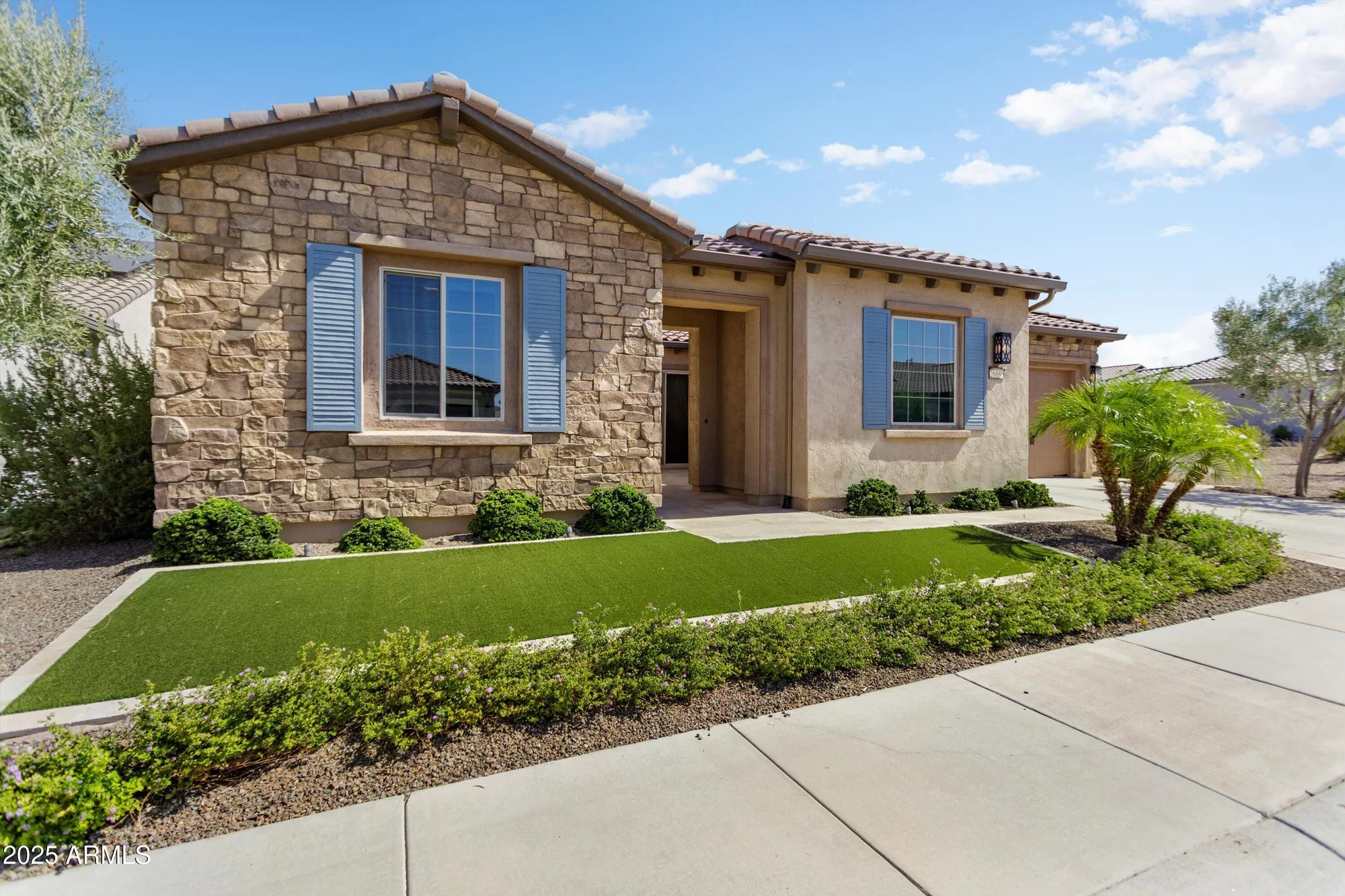 Property Slideshow image 7 of 82 | 26686 w piute ave, Buckeye, AZ, 85396