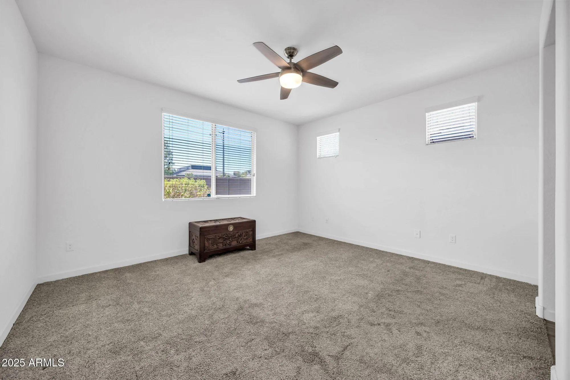 Property Slideshow image 19 of 34 | 20487 w minnezona ave, Buckeye, AZ, 85396