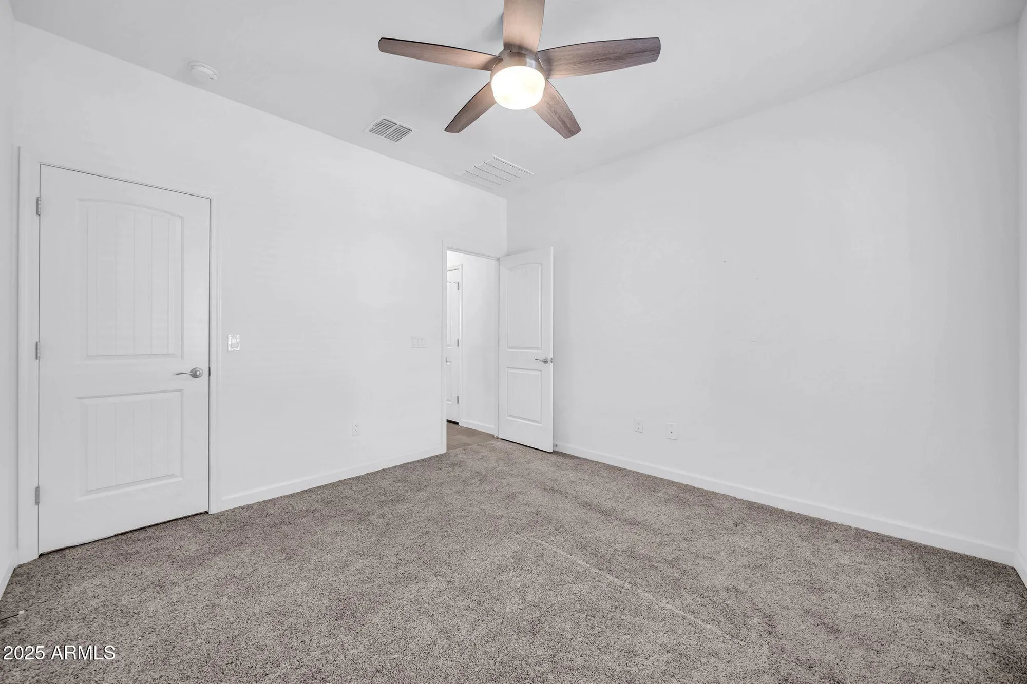 Property Slideshow image 23 of 34 | 20487 w minnezona ave, Buckeye, AZ, 85396