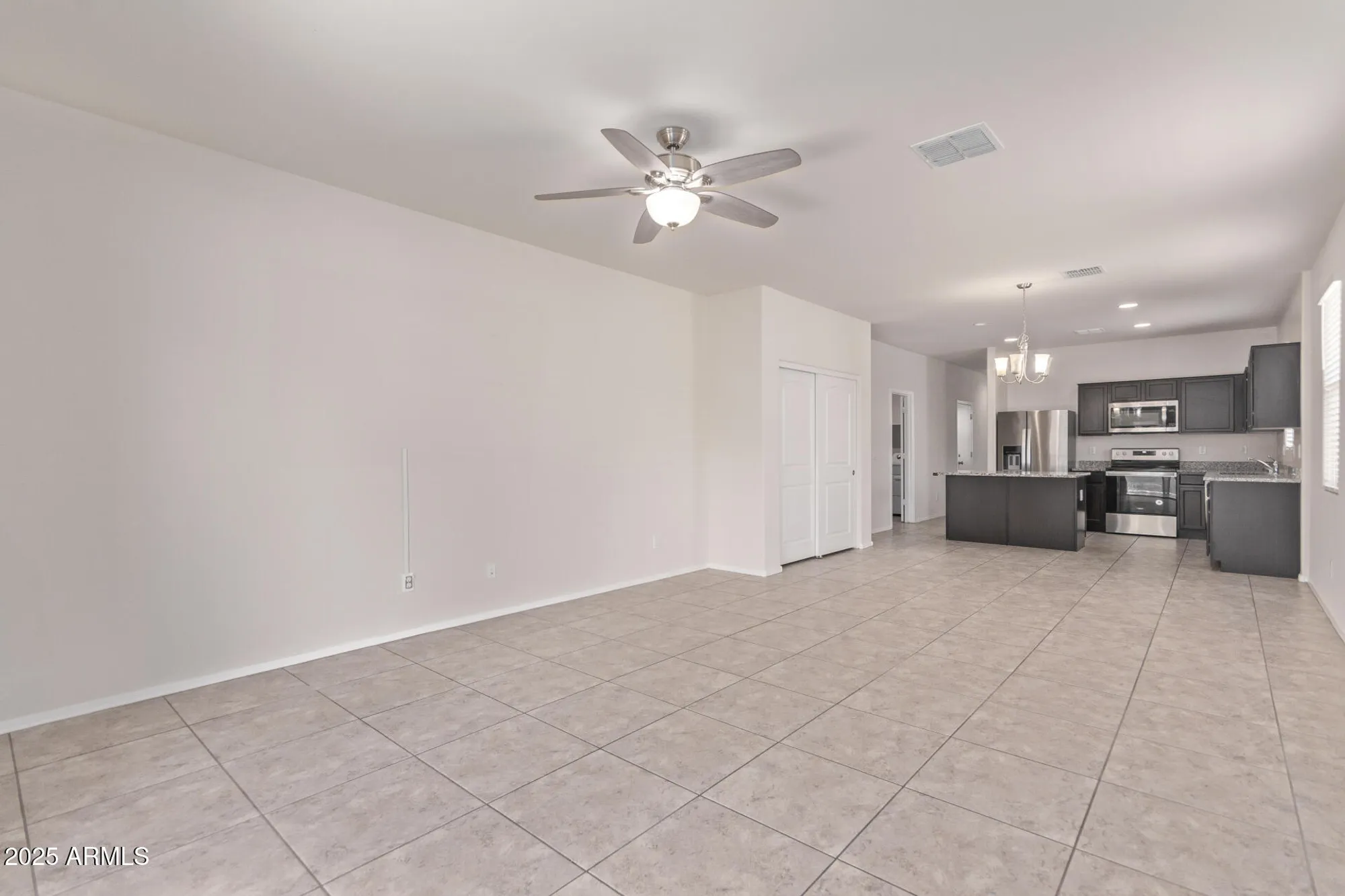 Property Slideshow image 8 of 37 | 2403 e alida trl, Casa Grande, AZ, 85194