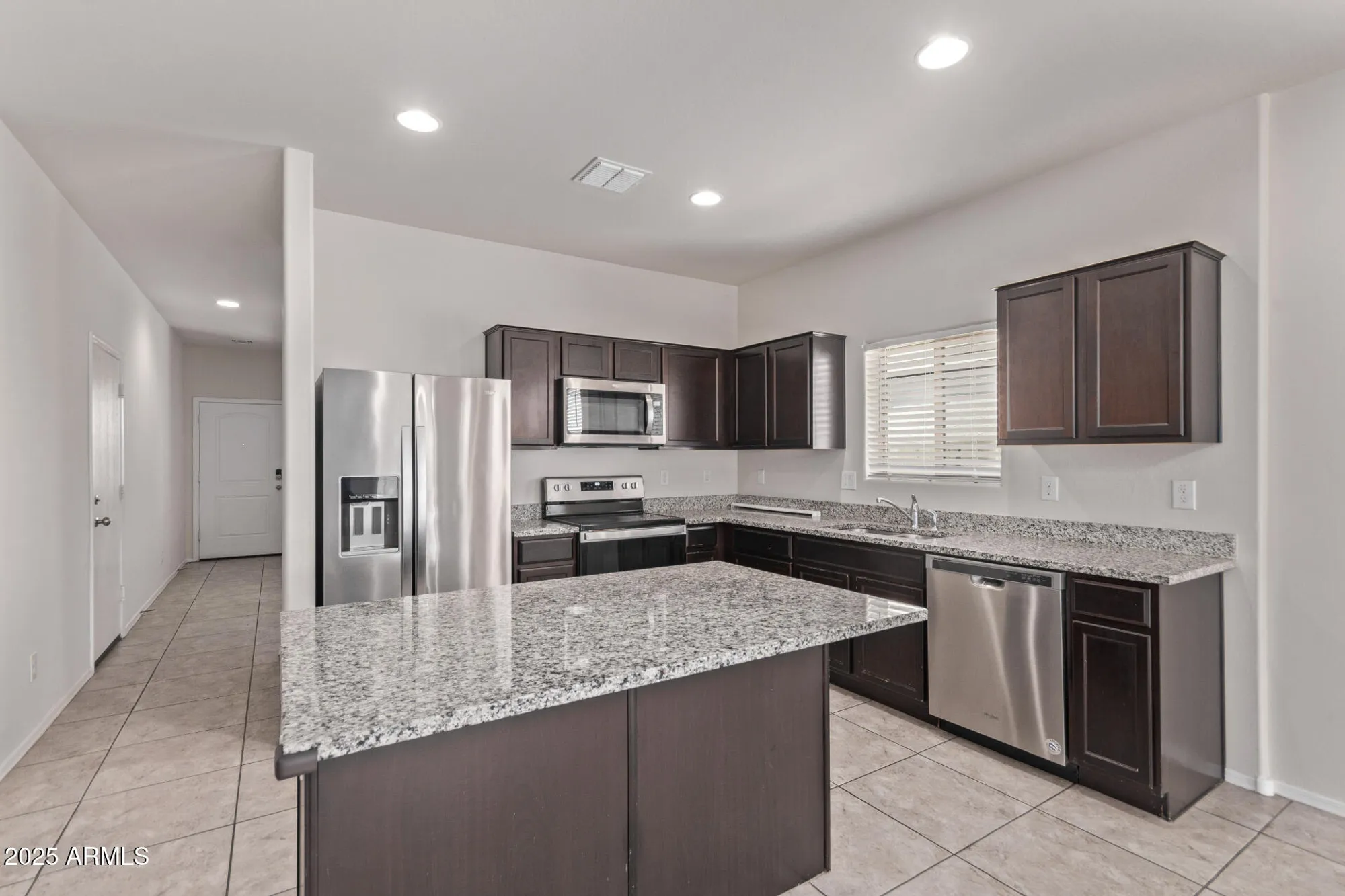 Property Slideshow image 10 of 37 | 2403 e alida trl, Casa Grande, AZ, 85194