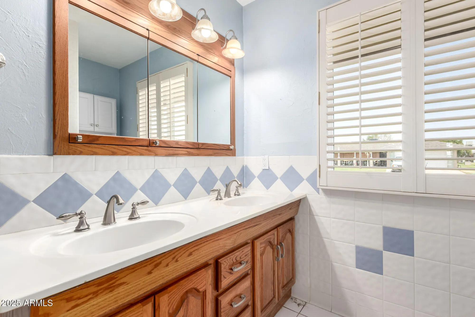 Property Slideshow image 19 of 32 | 10615 w roundelay cir, Sun City, AZ, 85351