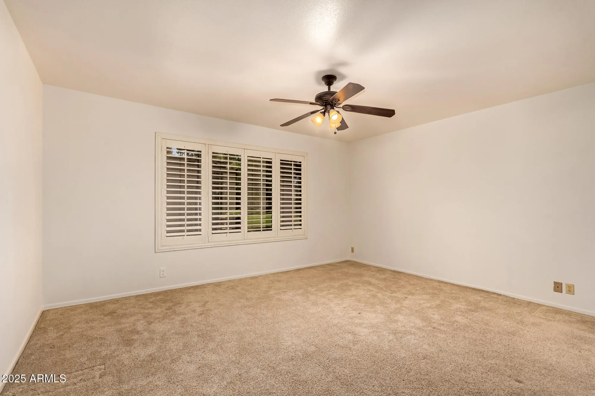 Property Slideshow image 20 of 38 | 19249 n 93rd dr, Peoria, AZ, 85382