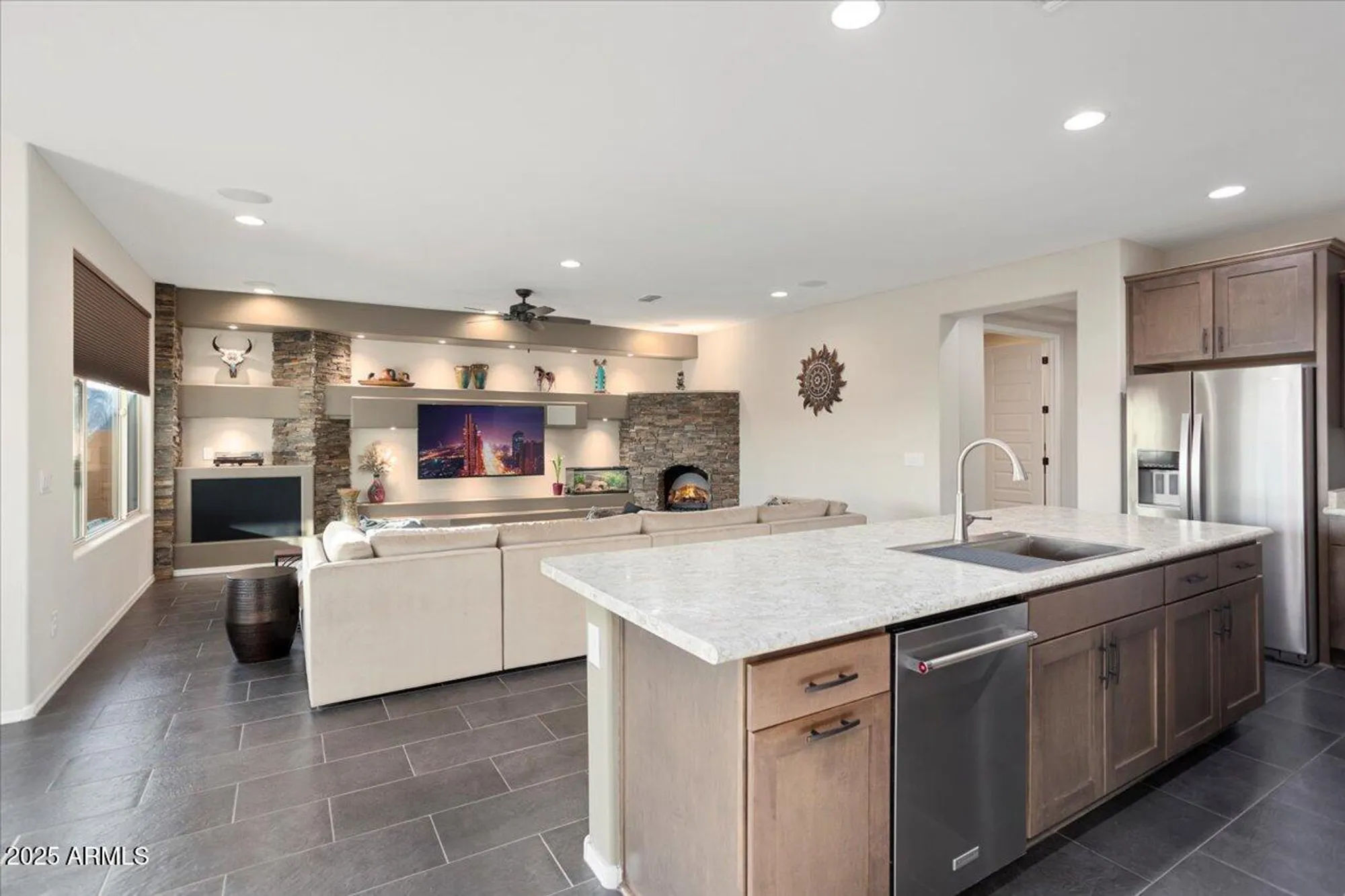 Property Slideshow image 16 of 56 | 27453 w wahalla ln, Buckeye, AZ, 85396