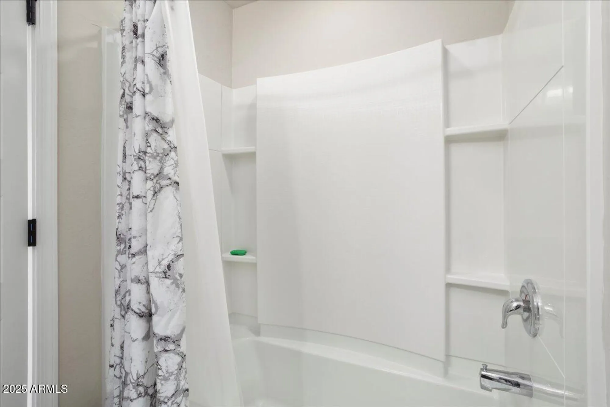 Property Slideshow image 33 of 56 | 27453 w wahalla ln, Buckeye, AZ, 85396