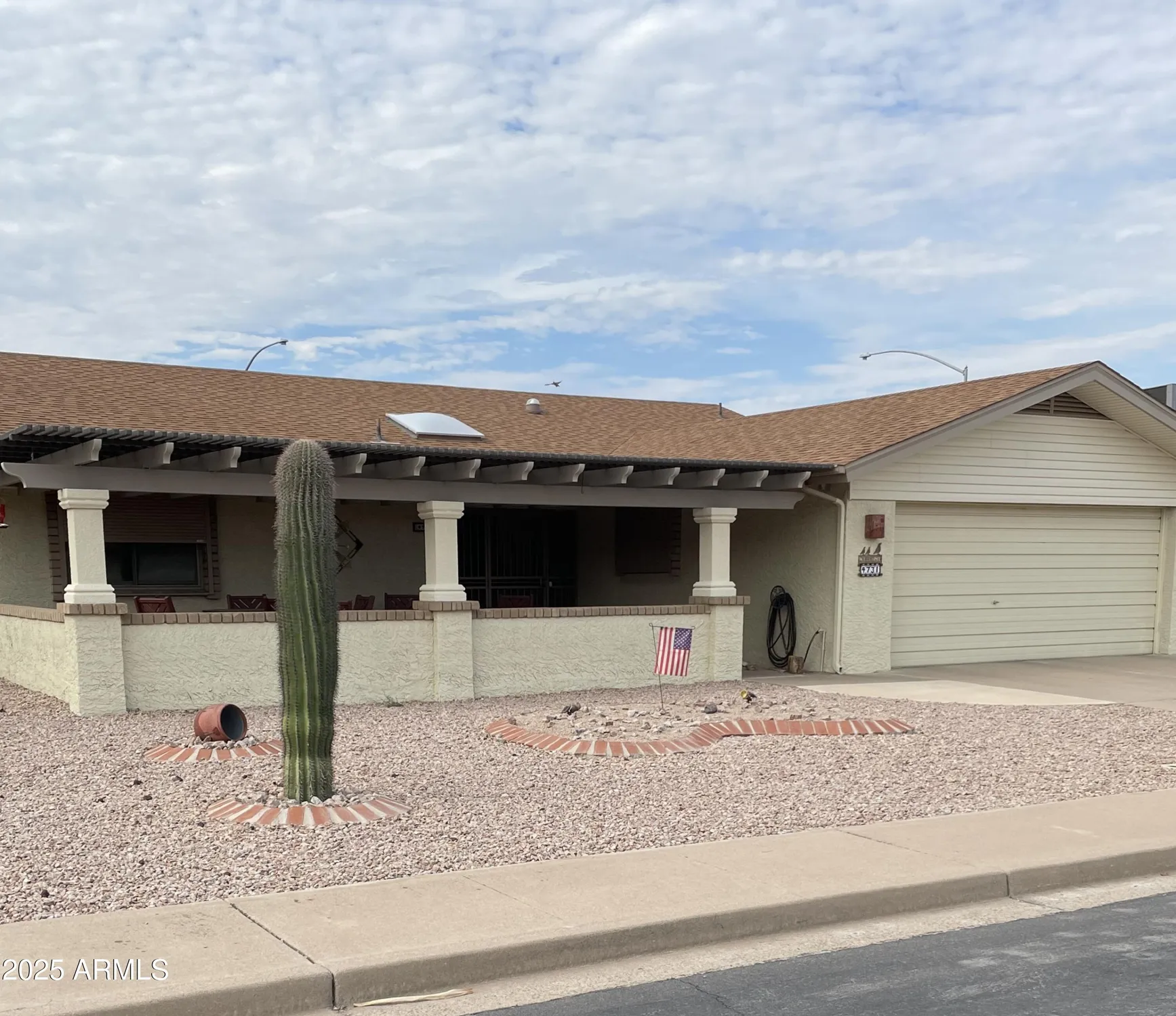 Property Slideshow image 1 of 49 | 4731 e flossmoor cir, Mesa, AZ, 85206