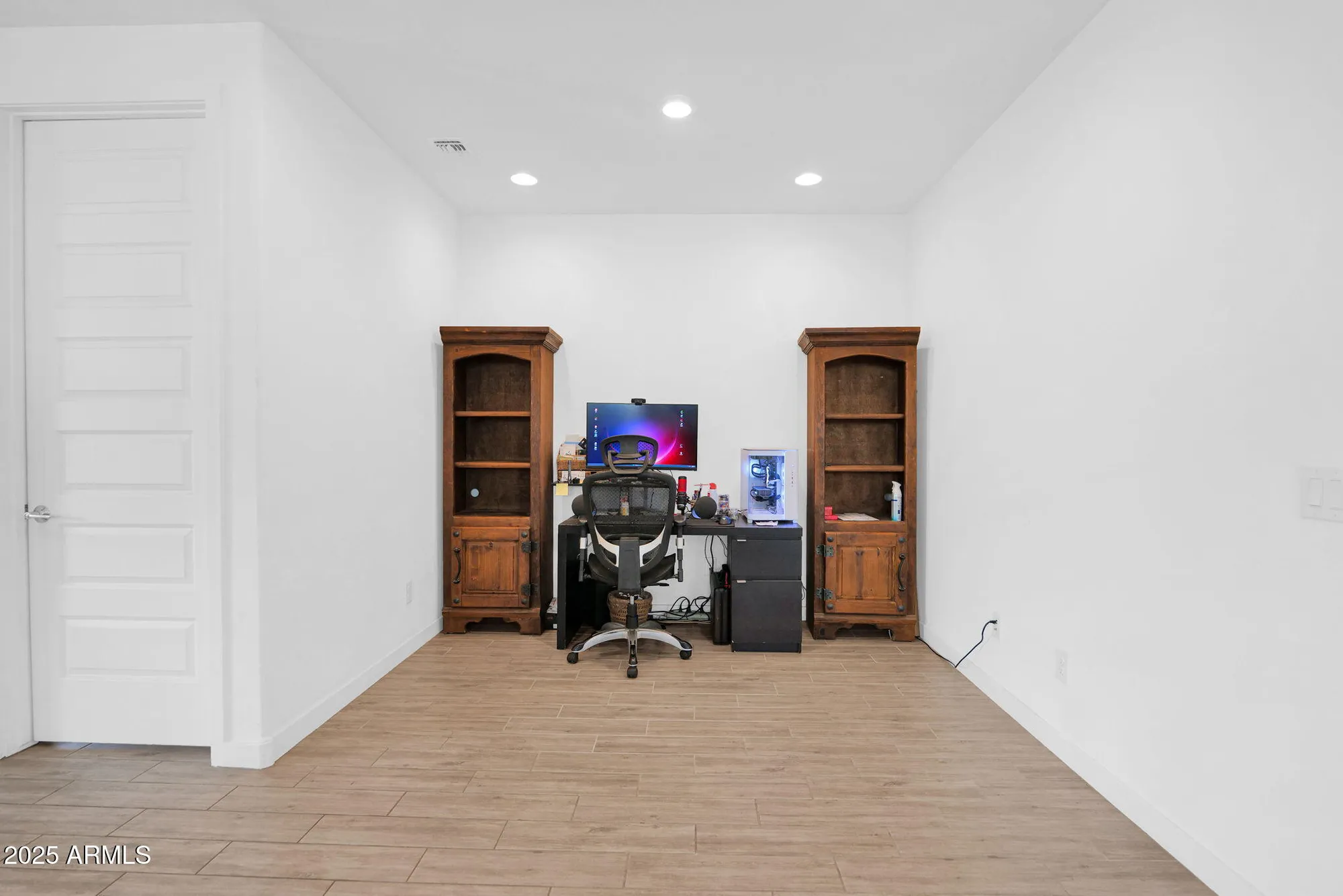 Property Slideshow image 13 of 30 | 24775 n 171st dr, Surprise, AZ, 85387