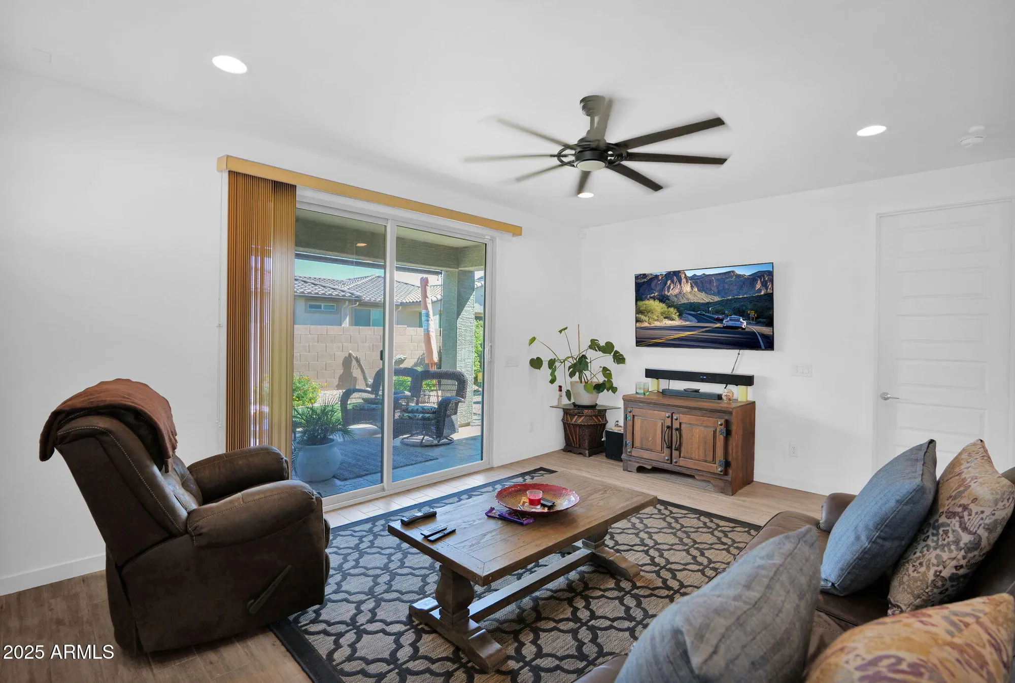 Property Slideshow image 14 of 30 | 24775 n 171st dr, Surprise, AZ, 85387