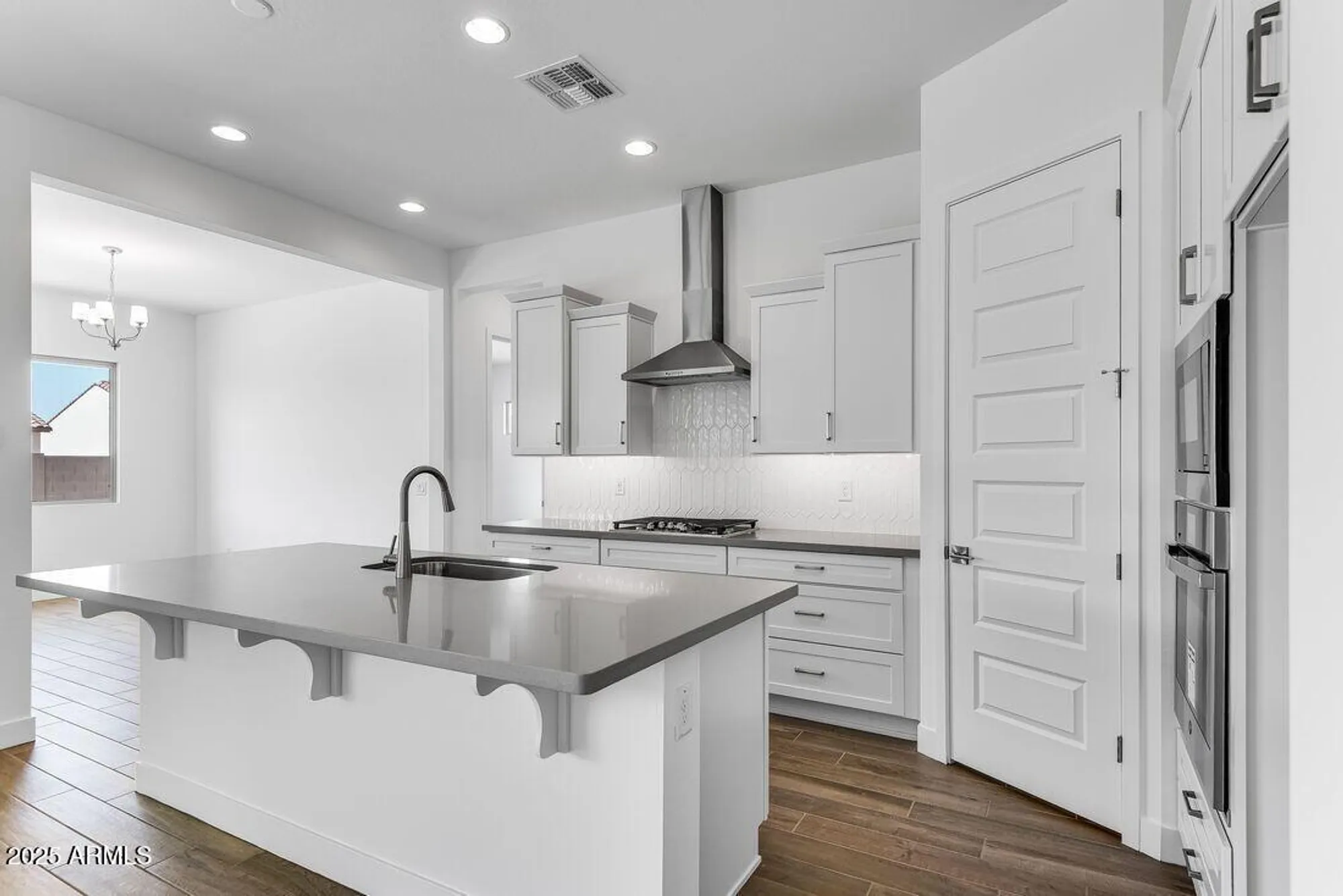 Property Slideshow image 10 of 48 | 18139 w amberwood dr, Goodyear, AZ, 85338