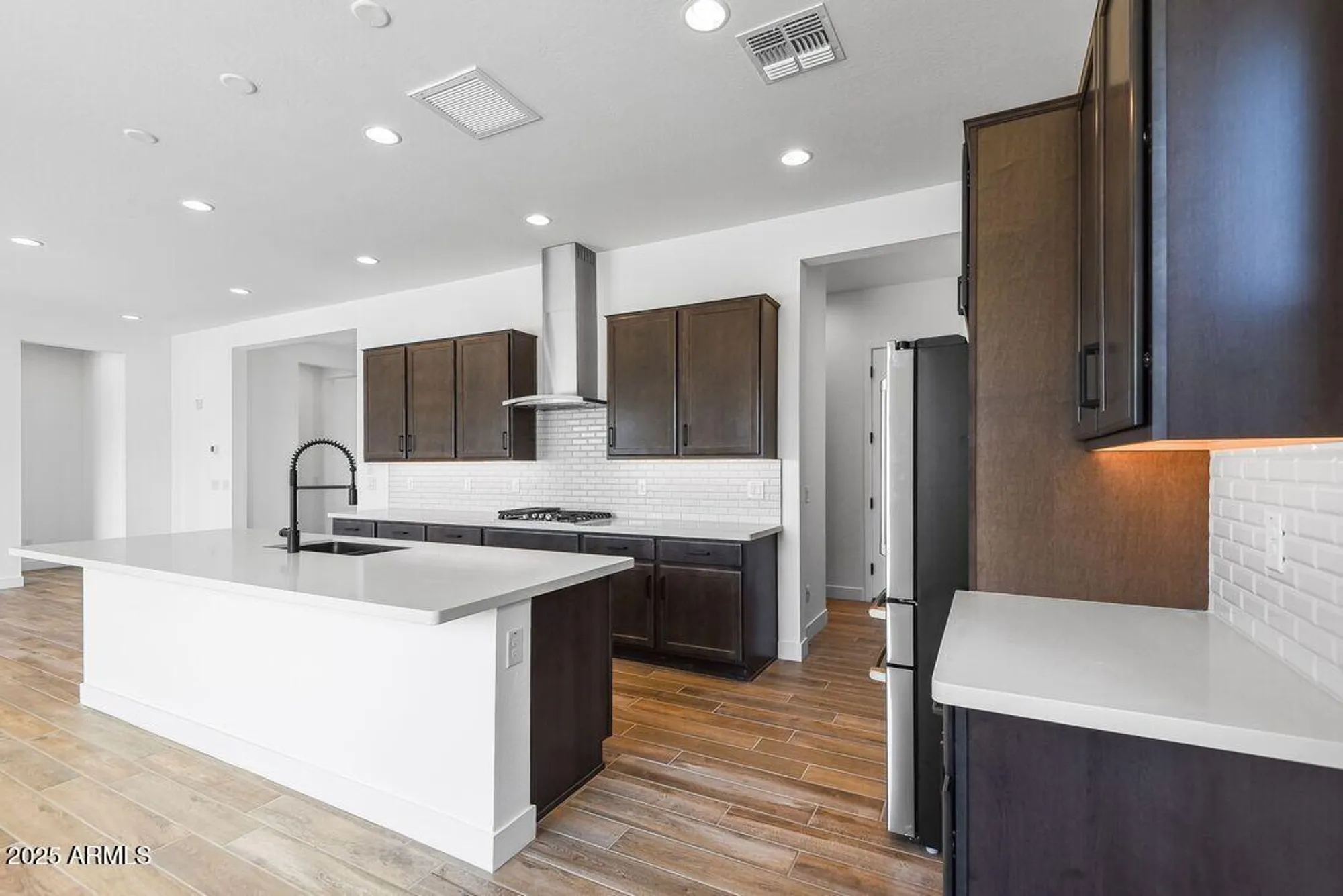 Property Slideshow image 11 of 46 | 18145 w amberwood dr, Goodyear, AZ, 85338