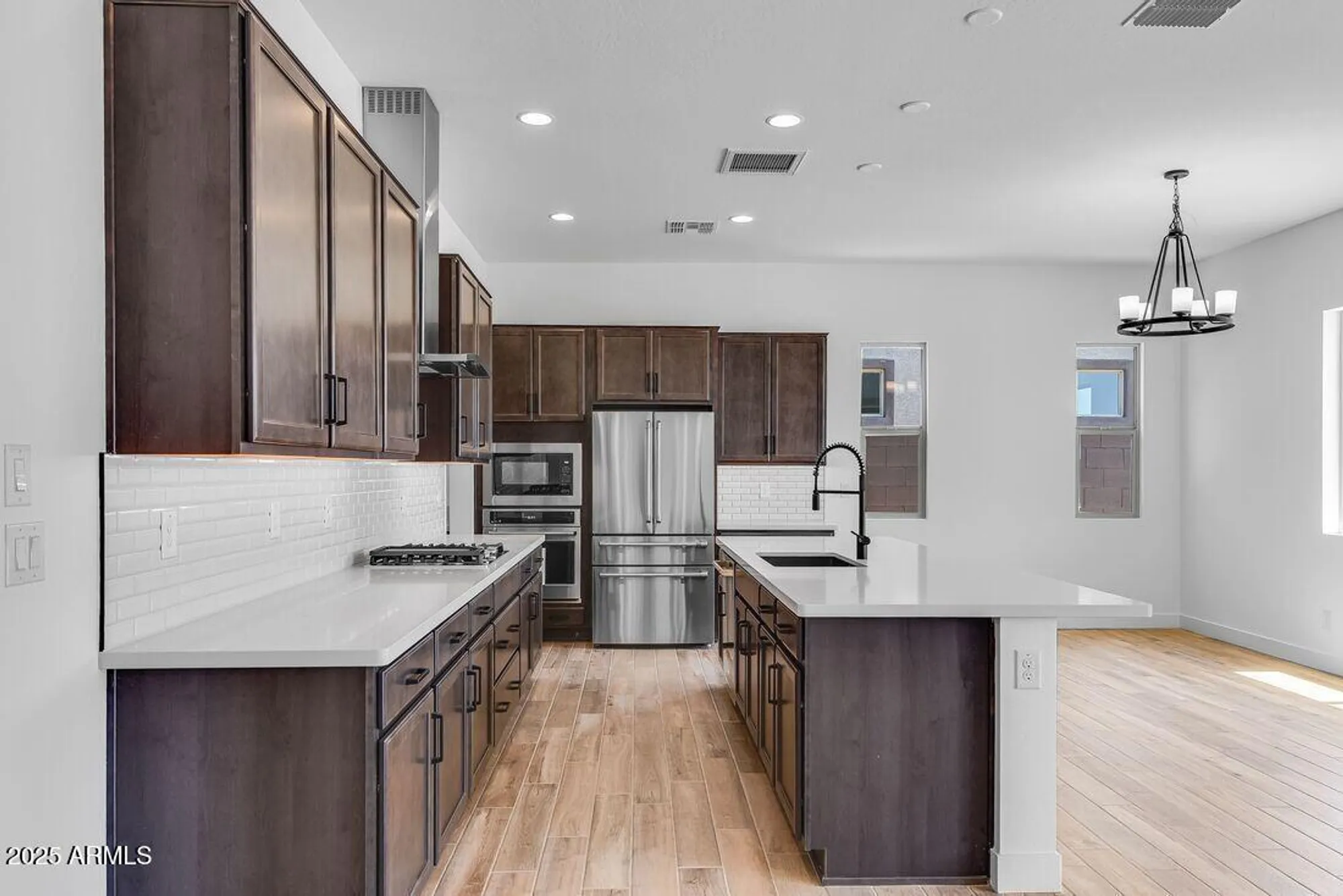 Property Slideshow image 14 of 46 | 18145 w amberwood dr, Goodyear, AZ, 85338