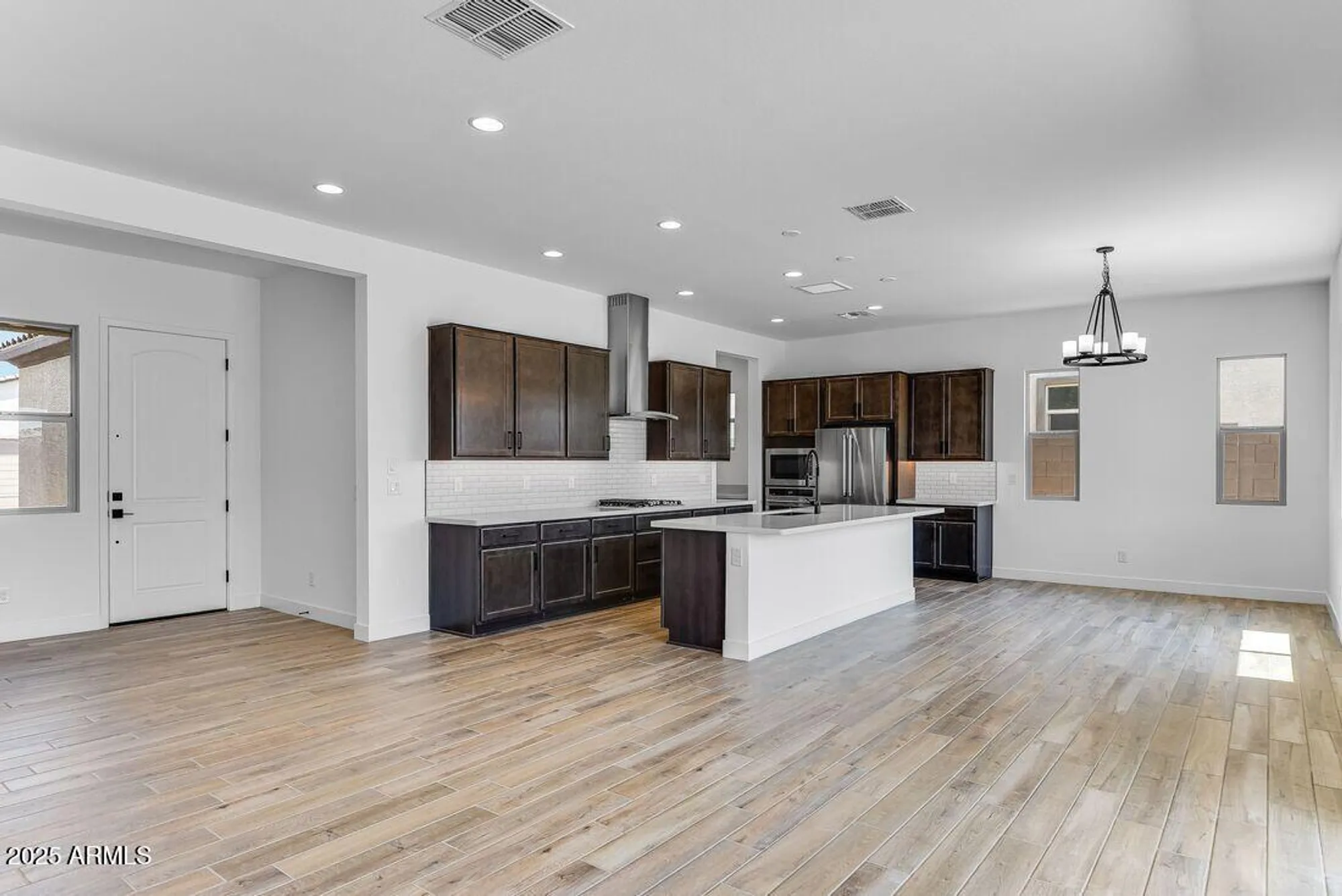 Property Slideshow image 6 of 46 | 18145 w amberwood dr, Goodyear, AZ, 85338