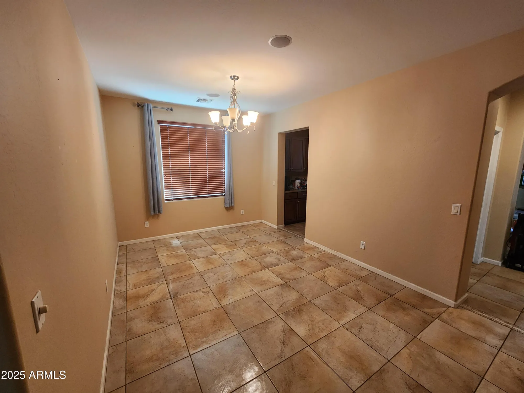 Property Slideshow image 9 of 39 | 298 s san marino loop, Casa Grande, AZ, 85194