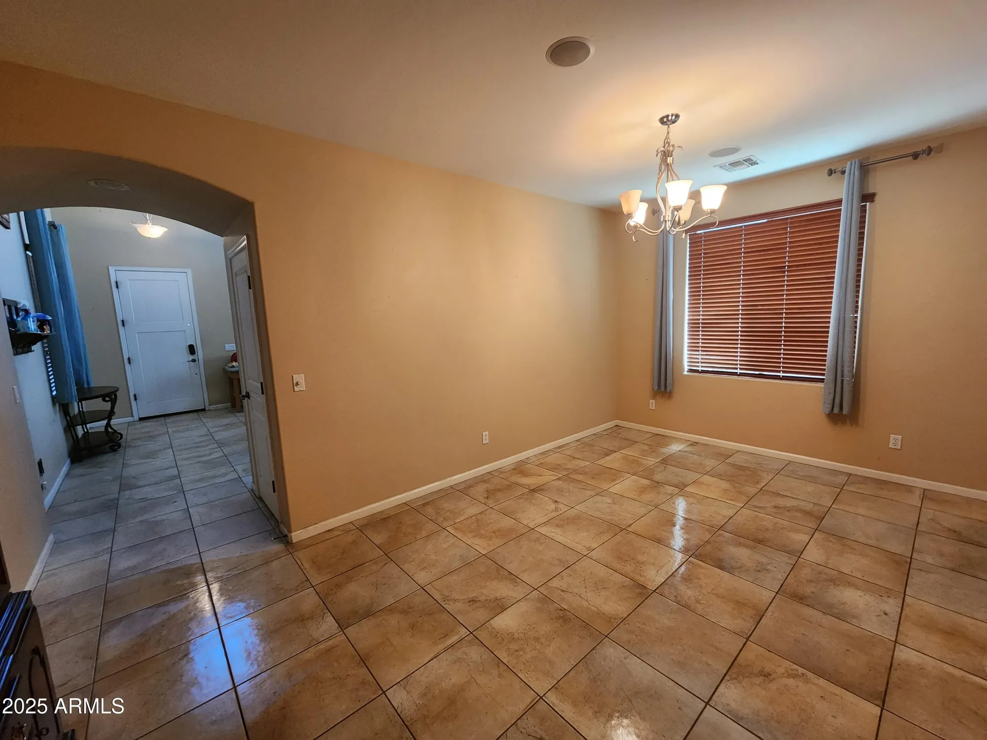 Property Slideshow image 10 of 39 | 298 s san marino loop, Casa Grande, AZ, 85194
