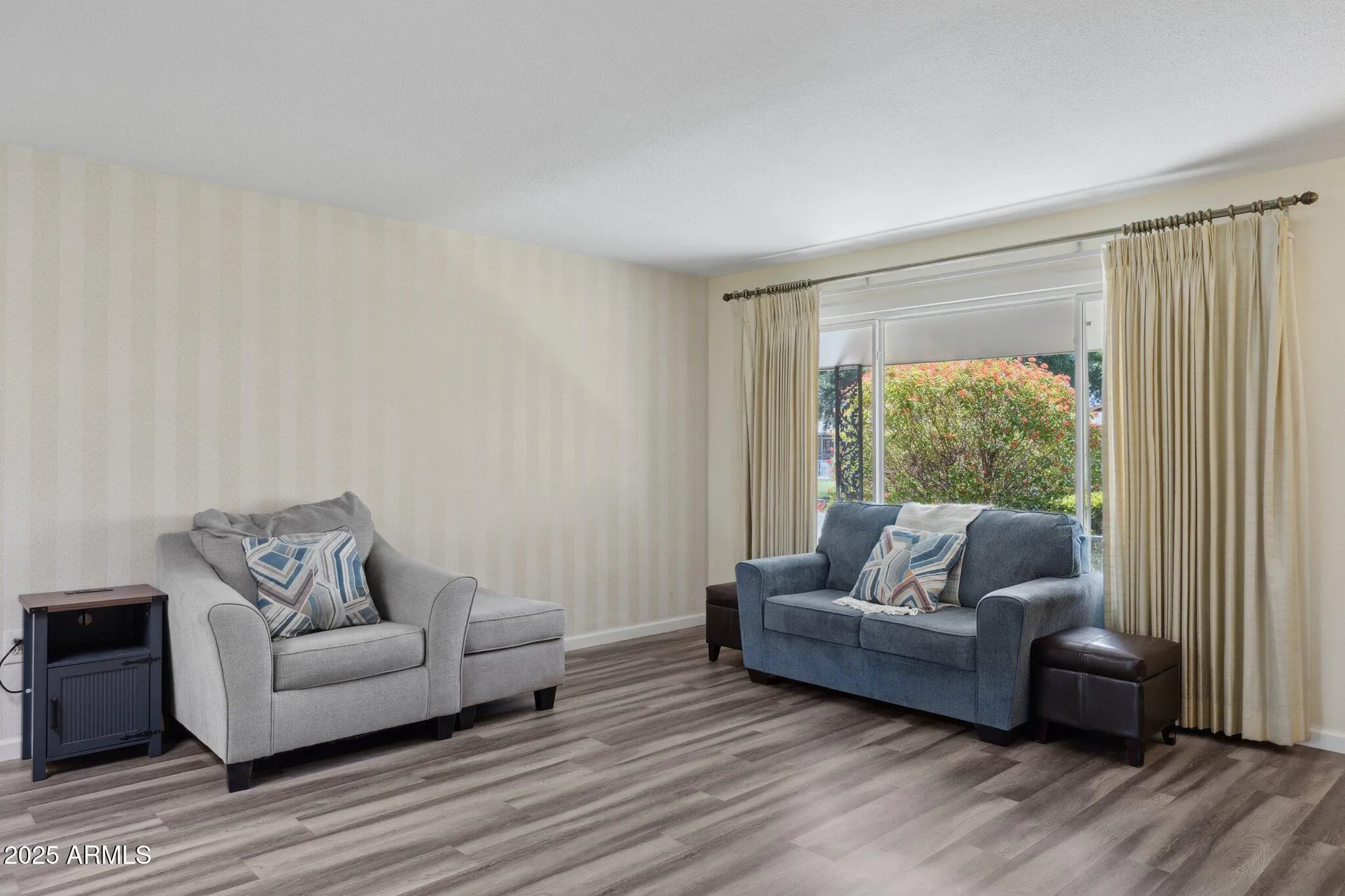 Property Slideshow image 7 of 35 | 19033 n signal butte cir, Sun City, AZ, 85373