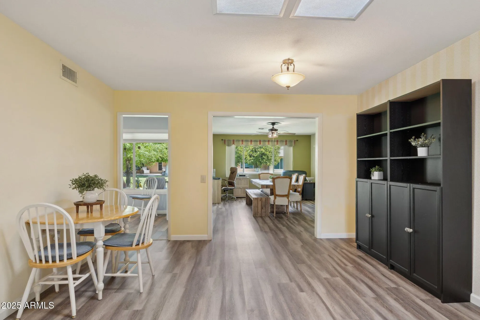 Property Slideshow image 6 of 35 | 19033 n signal butte cir, Sun City, AZ, 85373