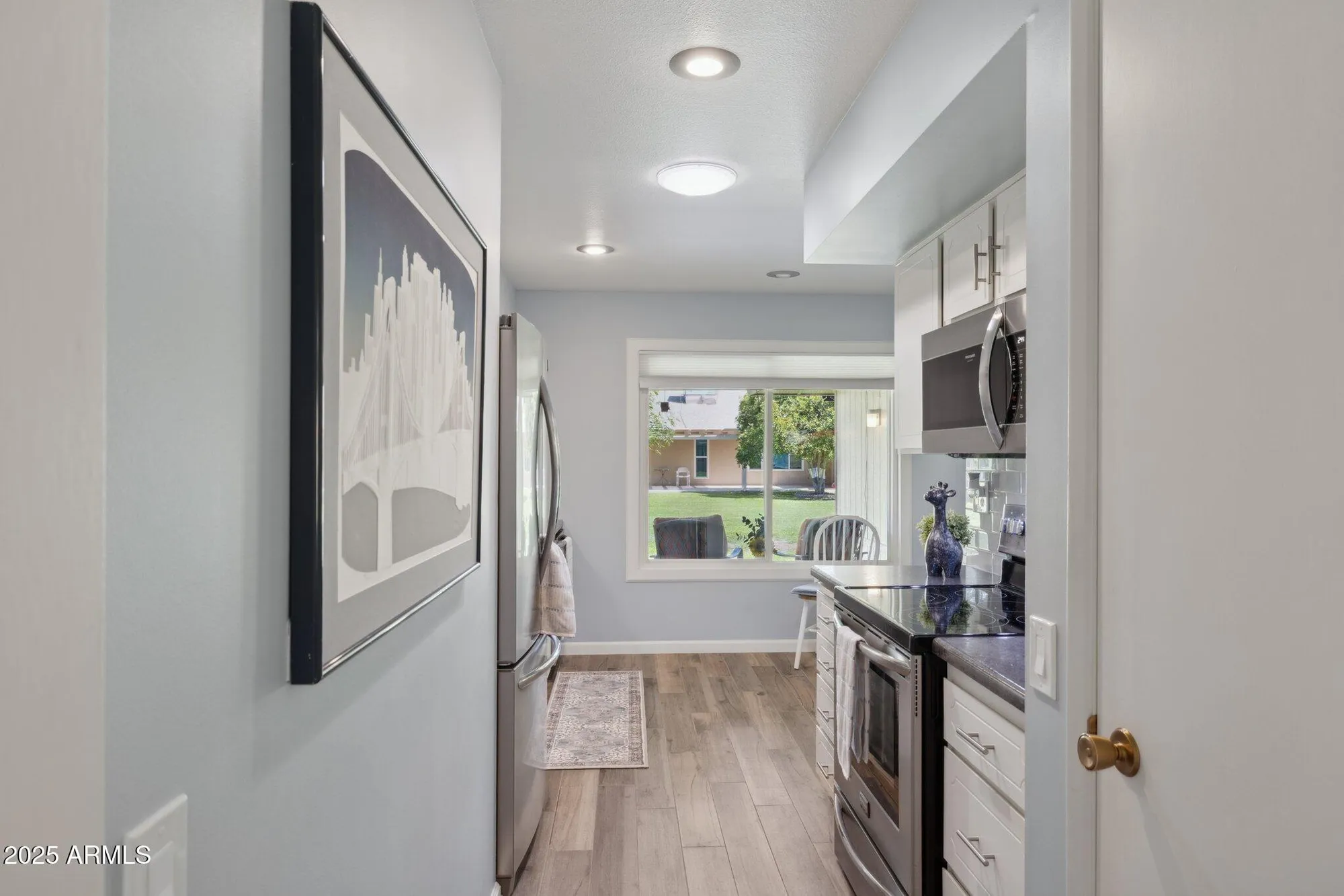 Property Slideshow image 12 of 35 | 19033 n signal butte cir, Sun City, AZ, 85373