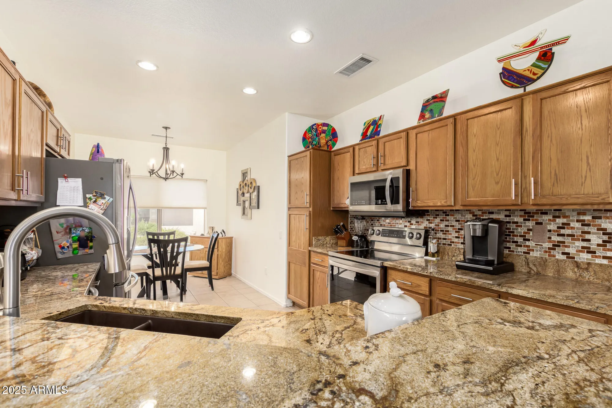 Property Slideshow image 9 of 39 | 15844 w arrowhead dr, Surprise, AZ, 85374