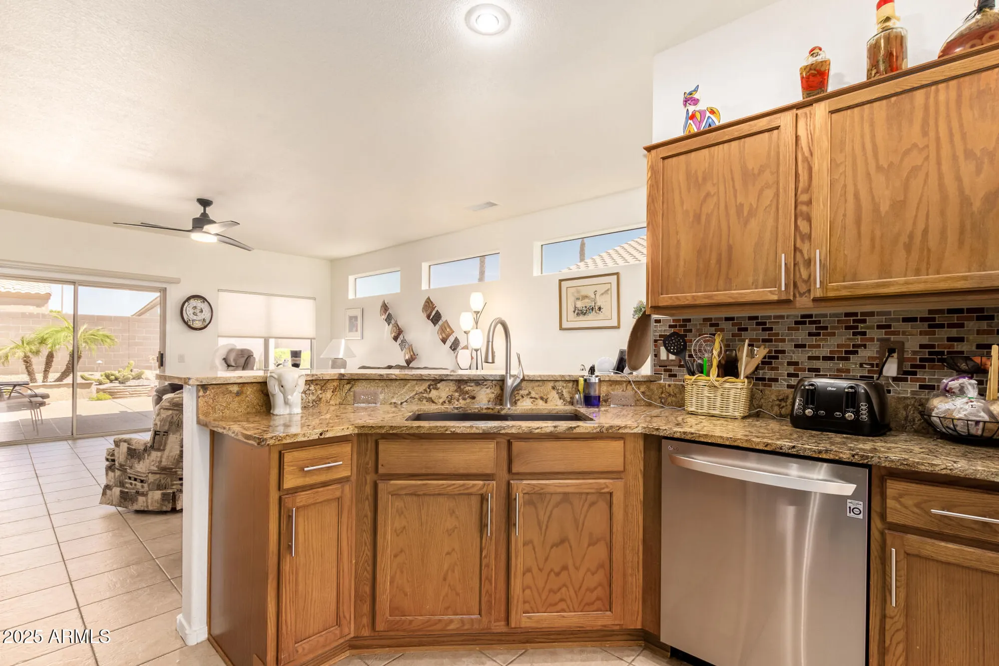 Property Slideshow image 14 of 39 | 15844 w arrowhead dr, Surprise, AZ, 85374
