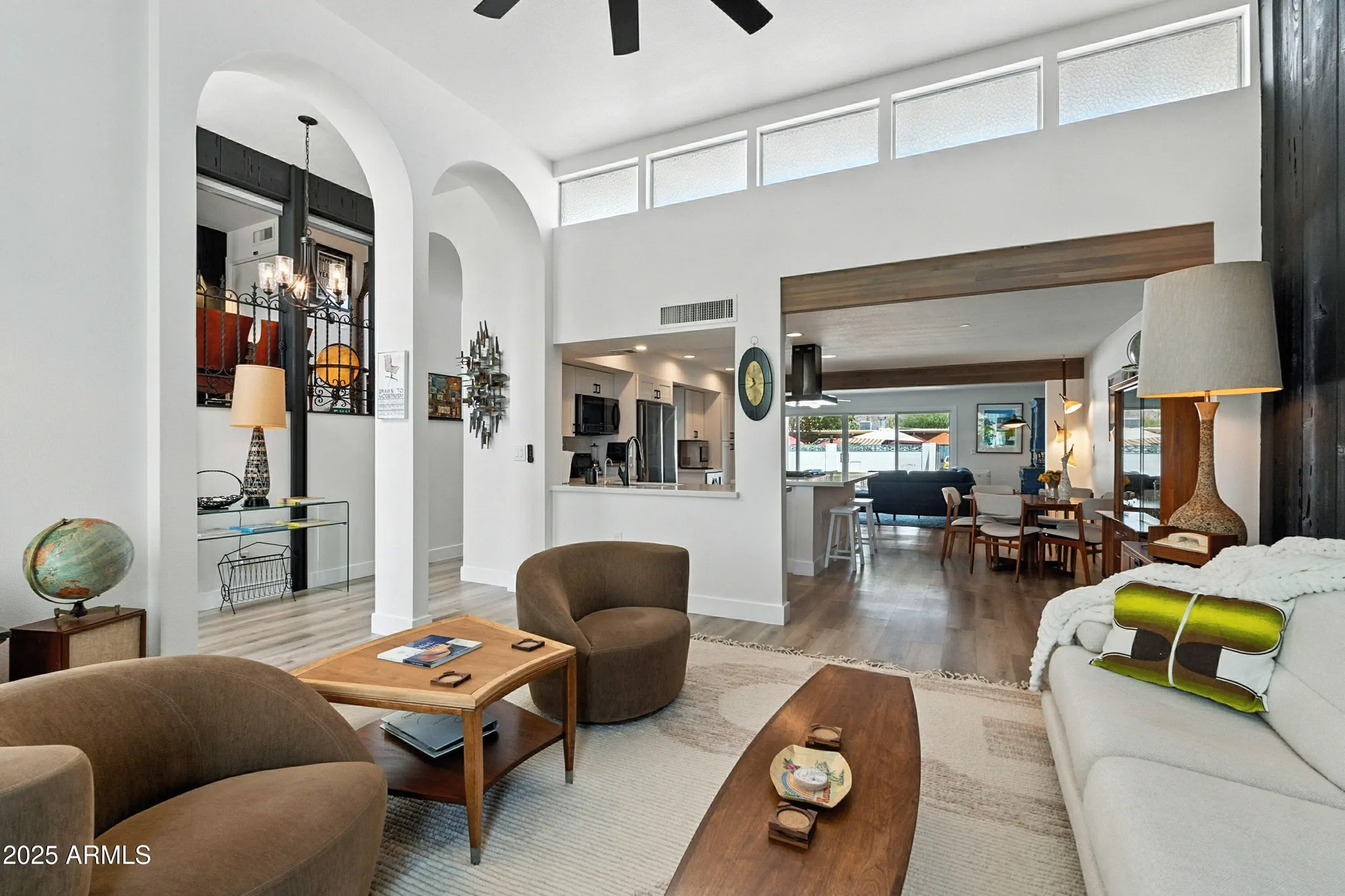 Property Slideshow image 8 of 59 | 6218 e catalina dr, Scottsdale, AZ, 85251