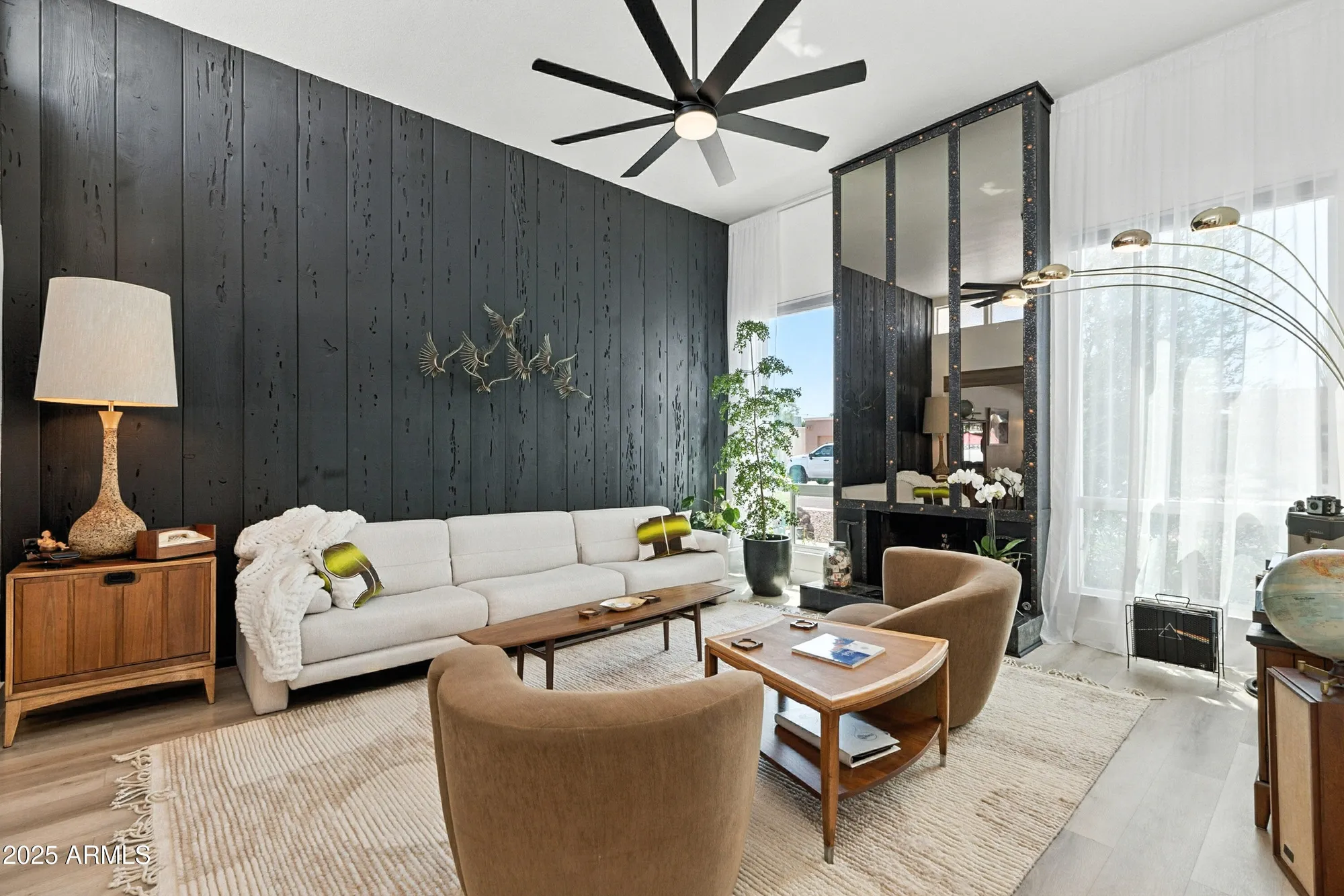 Property Slideshow image 5 of 59 | 6218 e catalina dr, Scottsdale, AZ, 85251