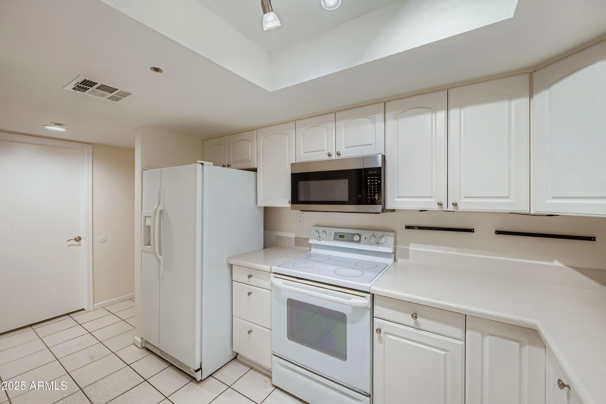 Property Slideshow image 5 of 36 | 7840 e camelback rd 108, Scottsdale, AZ, 85251