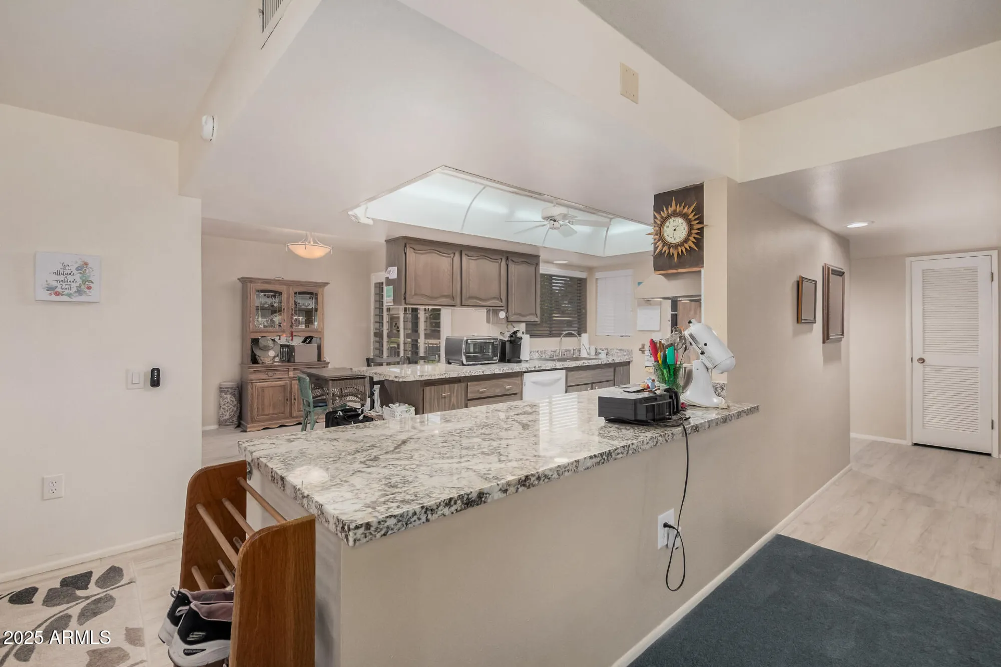 Property Slideshow image 7 of 28 | 9705 w oak ridge dr, Sun City, AZ, 85351