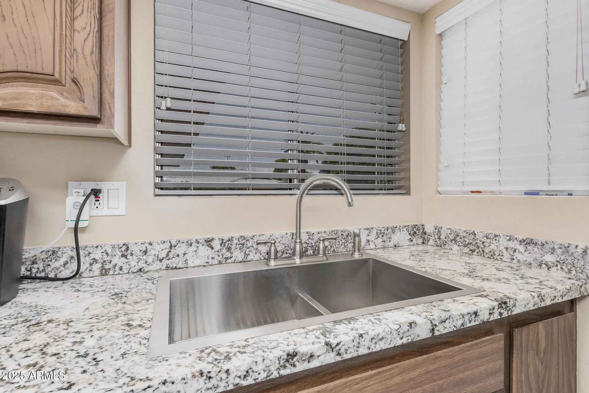 Property Slideshow image 10 of 28 | 9705 w oak ridge dr, Sun City, AZ, 85351