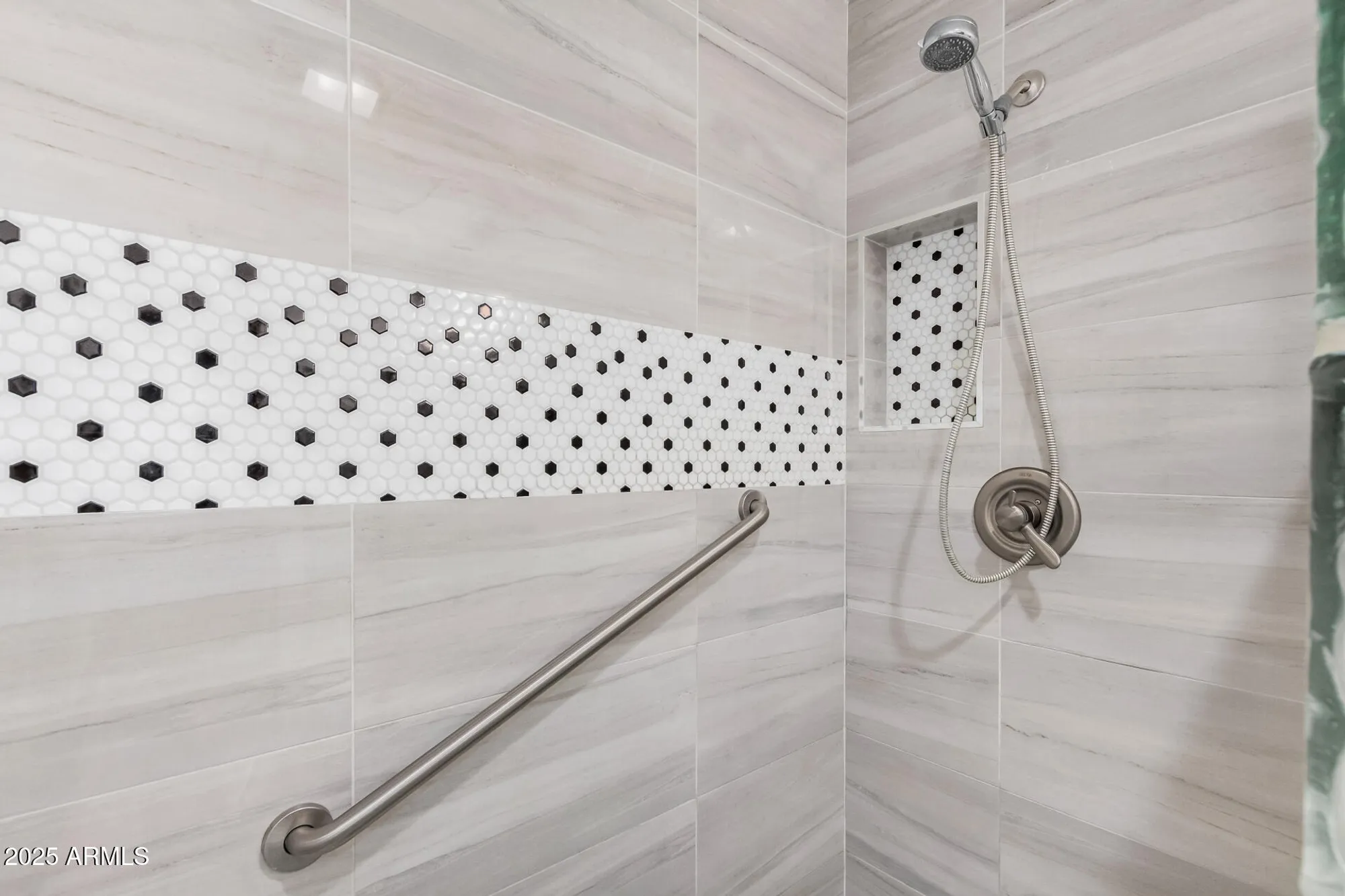 Property Slideshow image 18 of 28 | 9705 w oak ridge dr, Sun City, AZ, 85351