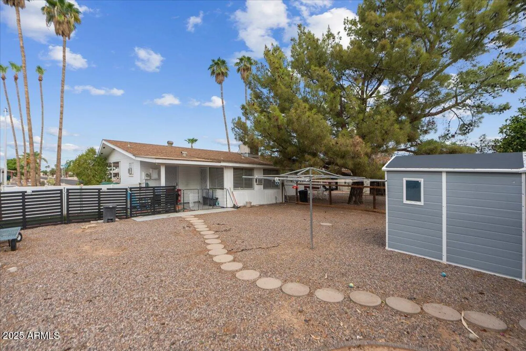 Property Slideshow image 32 of 43 | 639 n 57th pl, Mesa, AZ, 85205