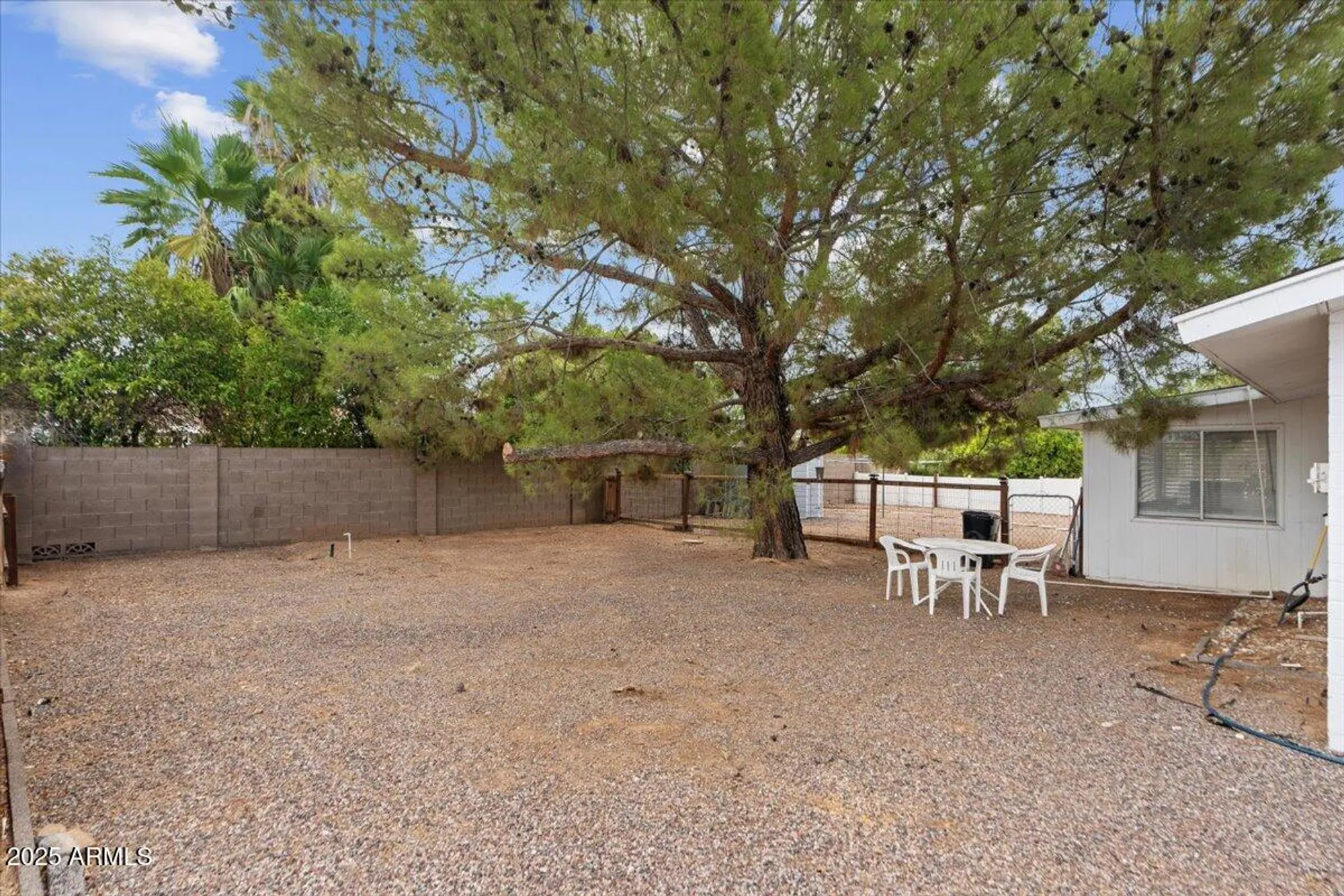 Property Slideshow image 34 of 43 | 639 n 57th pl, Mesa, AZ, 85205
