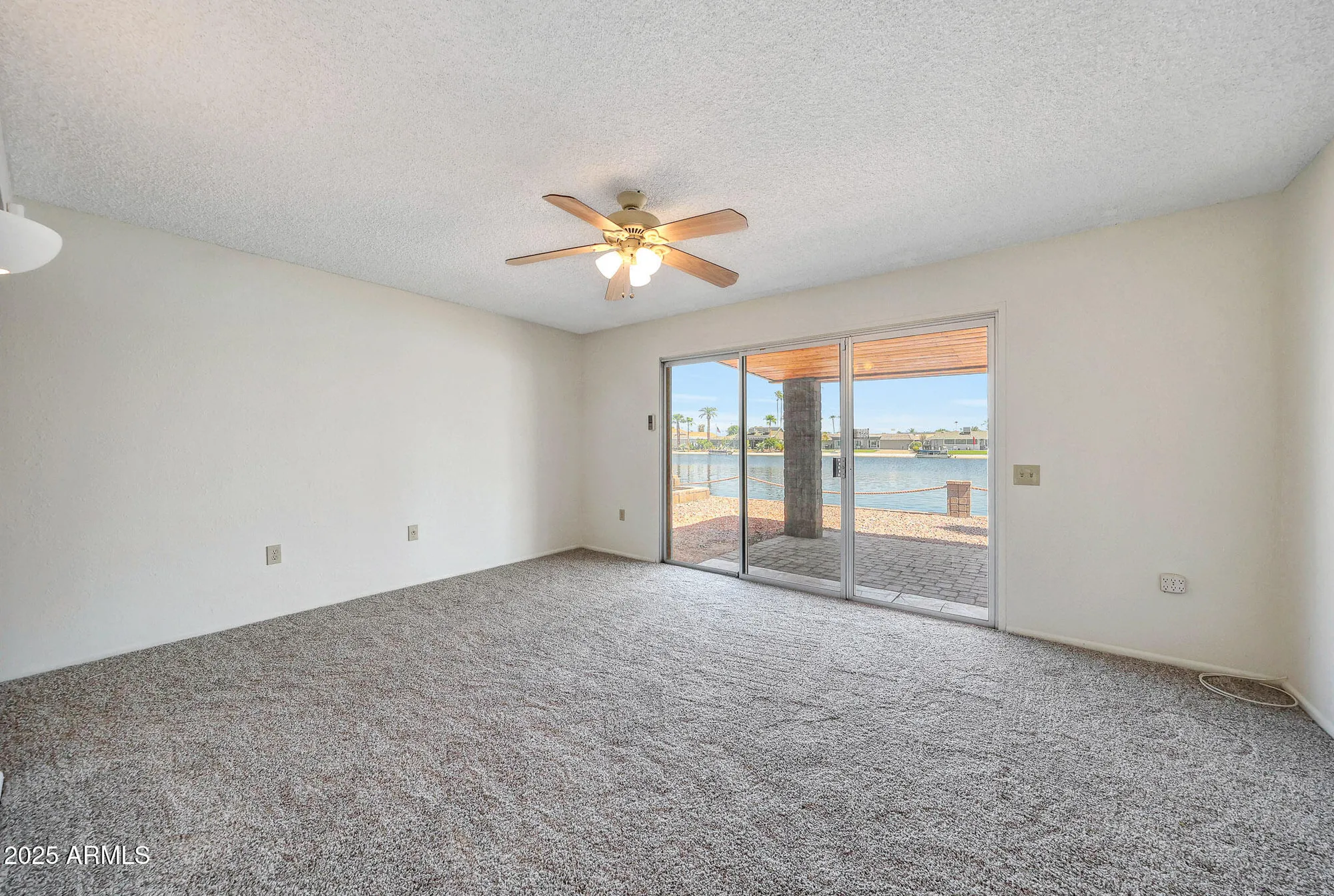 Property Slideshow image 17 of 41 | 10614 w emerald pt, Sun City, AZ, 85351