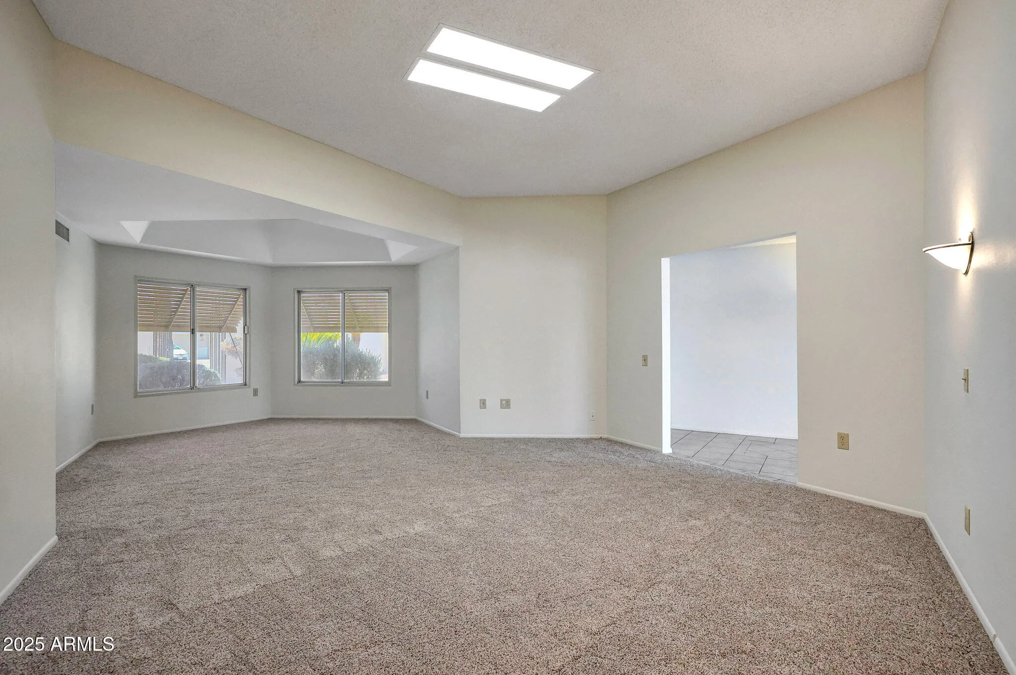 Property Slideshow image 15 of 41 | 10614 w emerald pt, Sun City, AZ, 85351