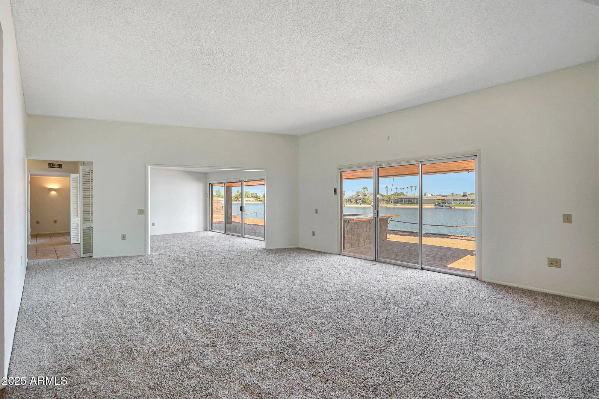 Property Slideshow image 9 of 41 | 10614 w emerald pt, Sun City, AZ, 85351