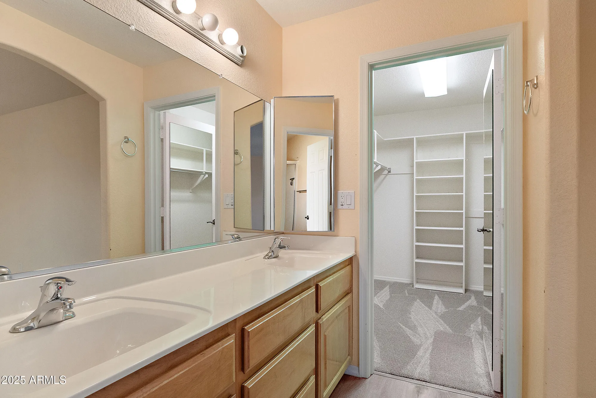 Property Slideshow image 13 of 25 | 11523 e neville ave, Mesa, AZ, 85209