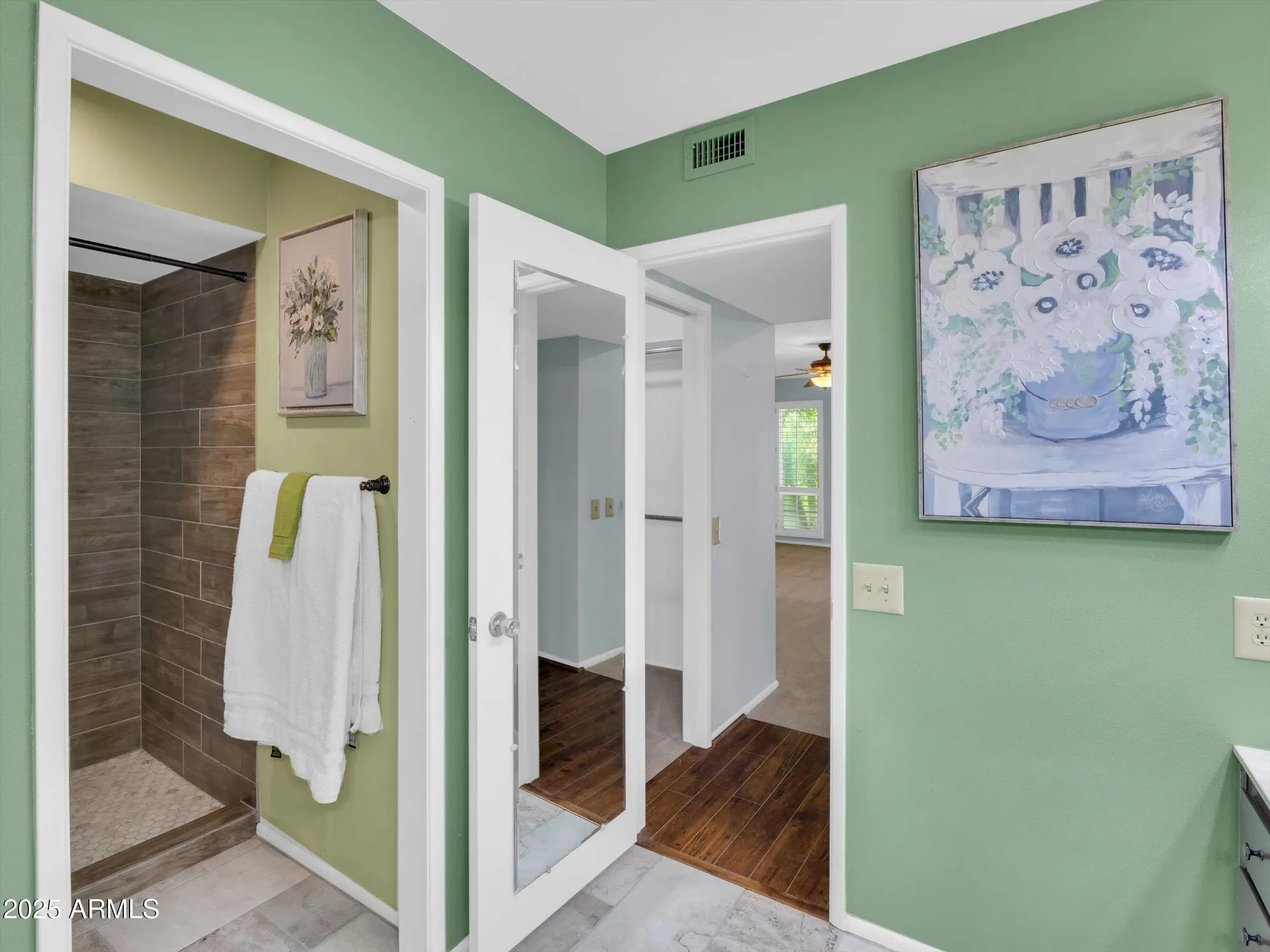 Property Slideshow image 20 of 35 | 10825 w caron dr, Sun City, AZ, 85351