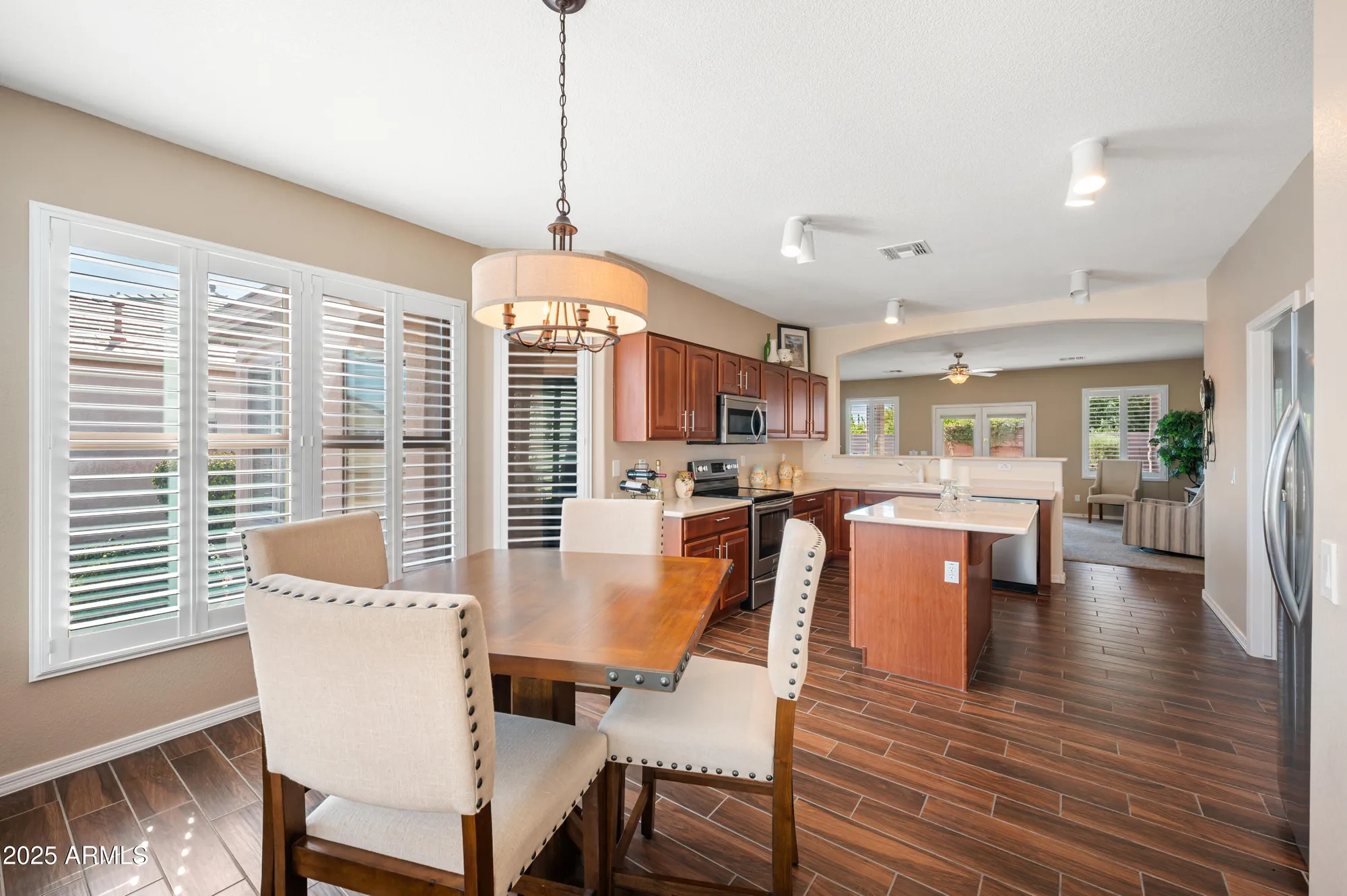 Property Slideshow image 15 of 31 | 3127 e palm beach dr, Chandler, AZ, 85249