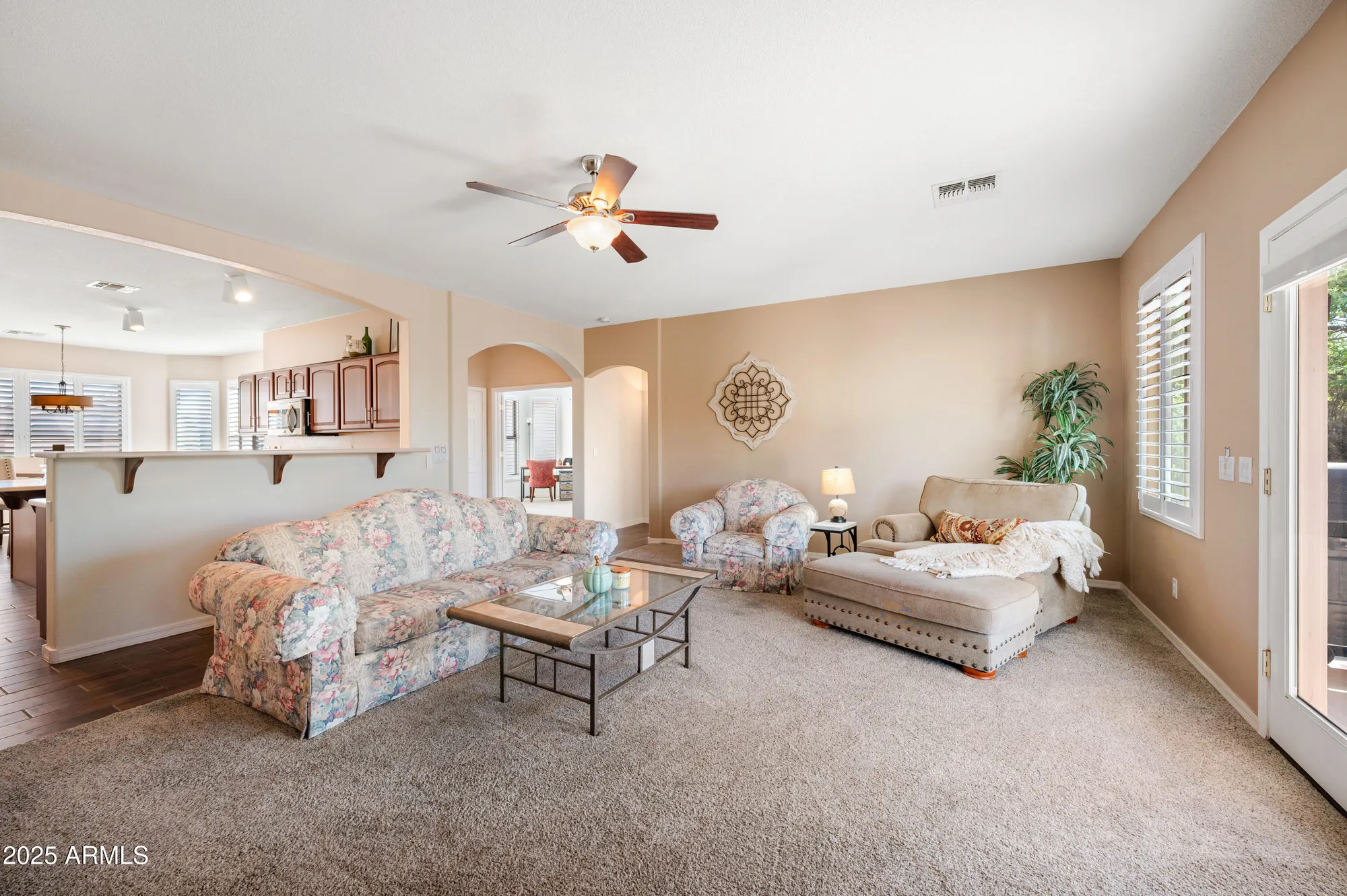 Property Slideshow image 10 of 31 | 3127 e palm beach dr, Chandler, AZ, 85249