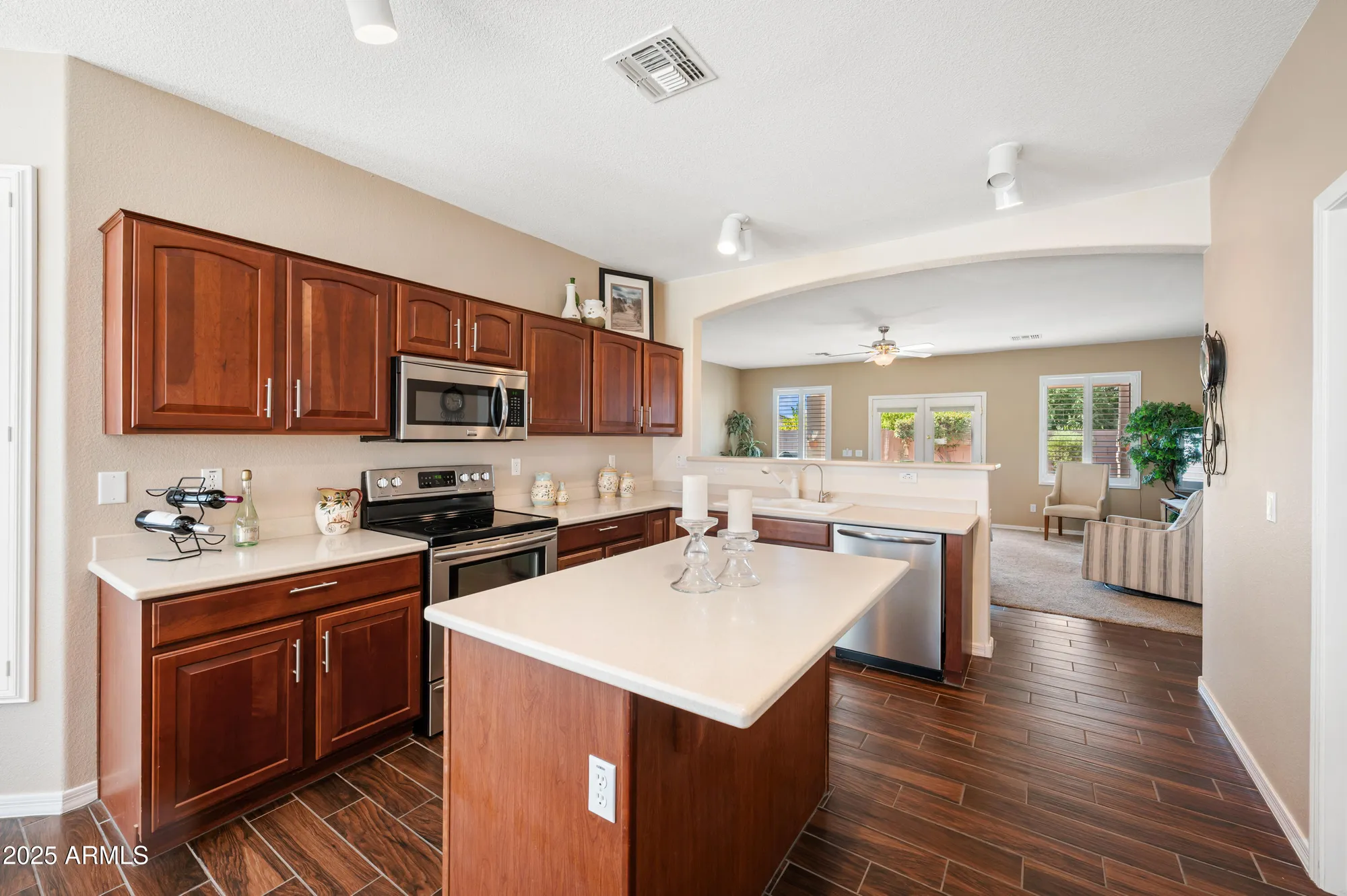 Property Slideshow image 13 of 31 | 3127 e palm beach dr, Chandler, AZ, 85249