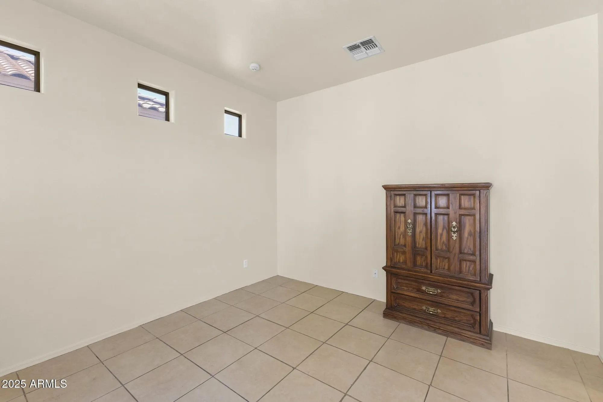 Property Slideshow image 7 of 37 | 17926 w camino real dr, Surprise, AZ, 85374