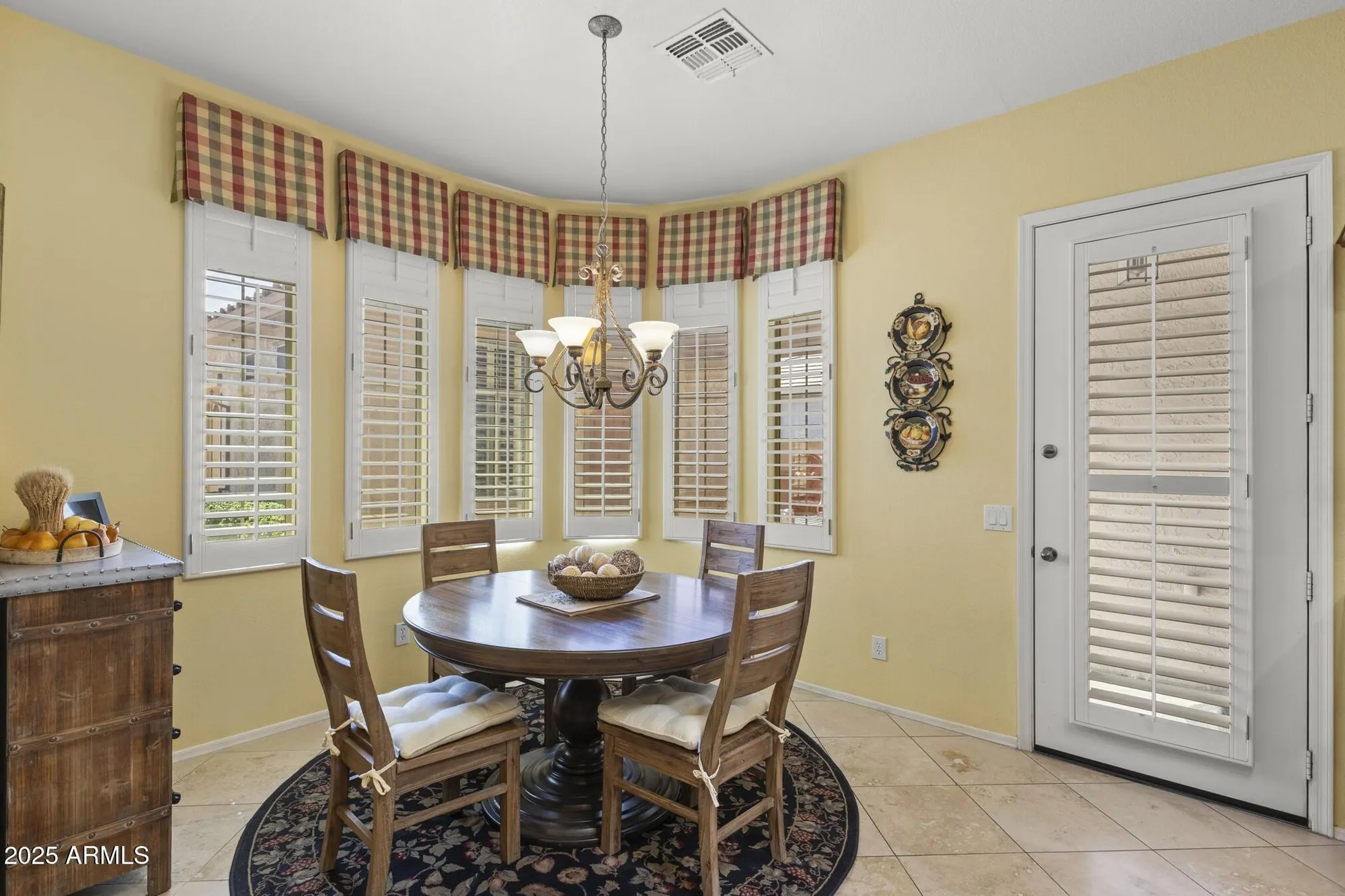 Property Slideshow image 19 of 37 | 17926 w camino real dr, Surprise, AZ, 85374