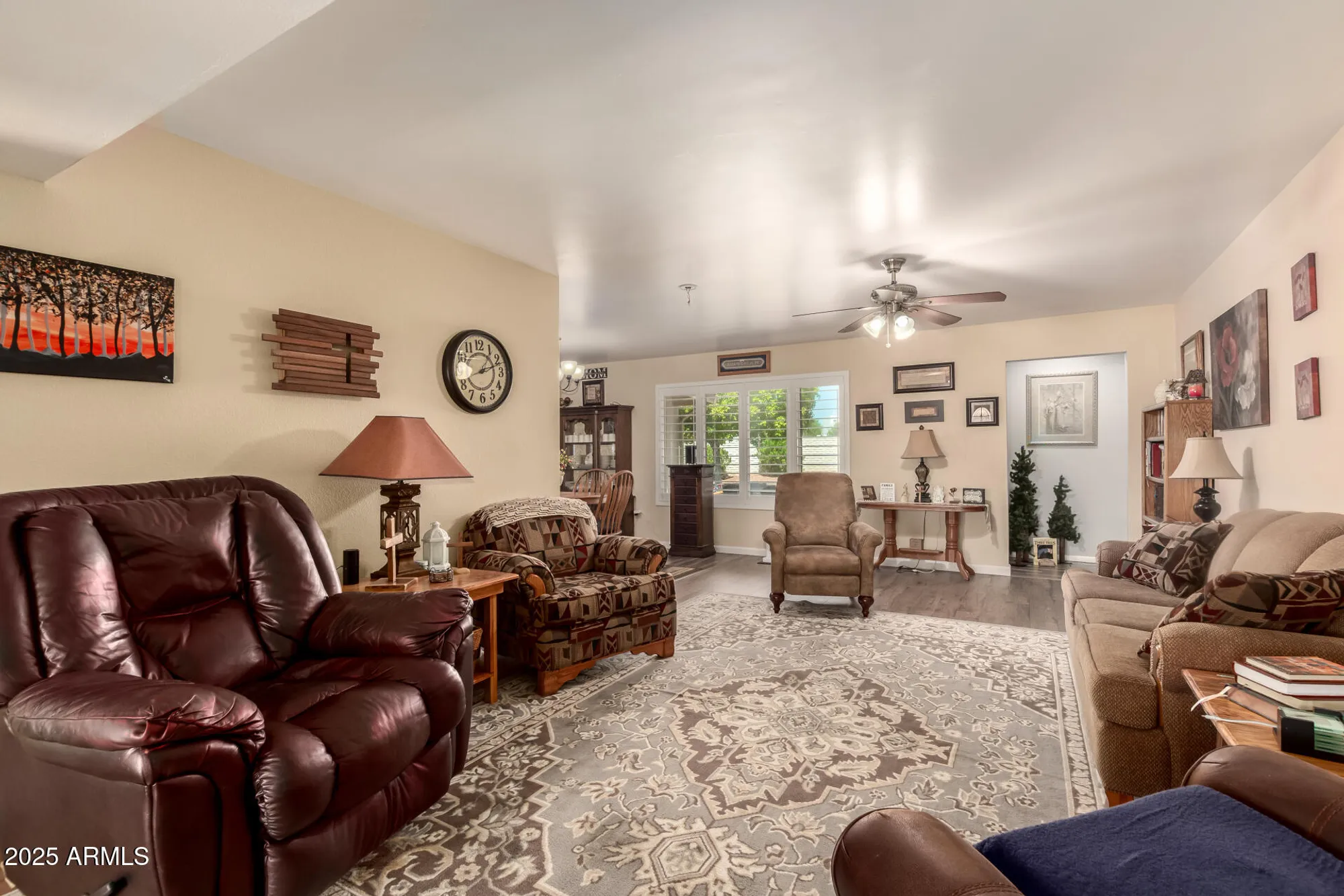 Property Slideshow image 5 of 37 | 16849 n meadow park dr, Sun City, AZ, 85351