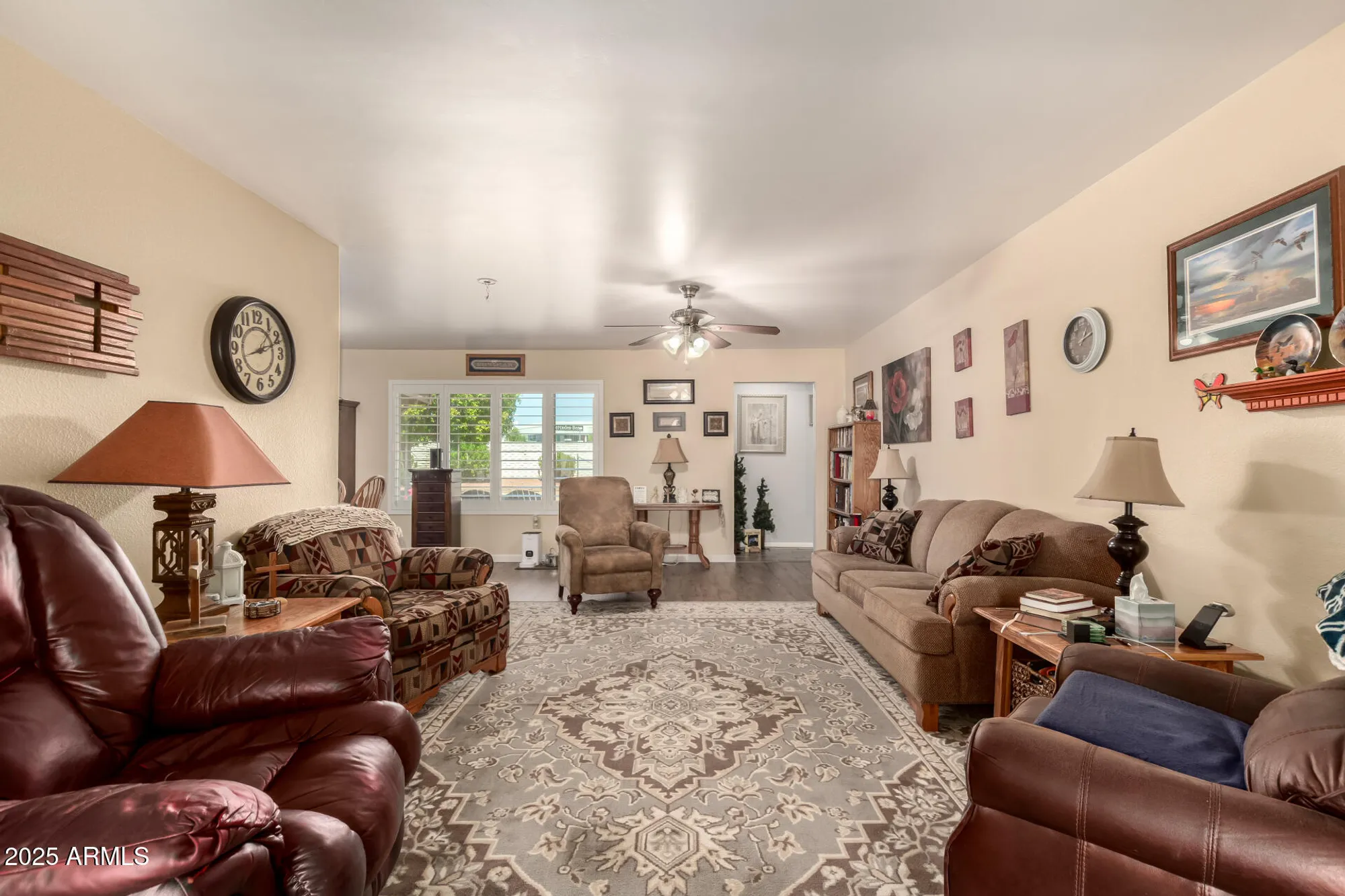Property Slideshow image 4 of 37 | 16849 n meadow park dr, Sun City, AZ, 85351
