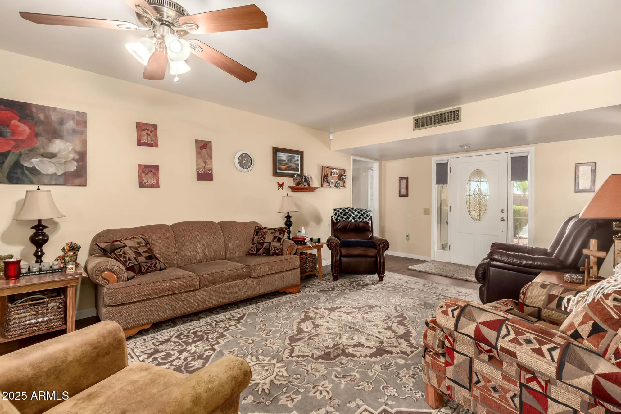 Property Slideshow image 6 of 37 | 16849 n meadow park dr, Sun City, AZ, 85351