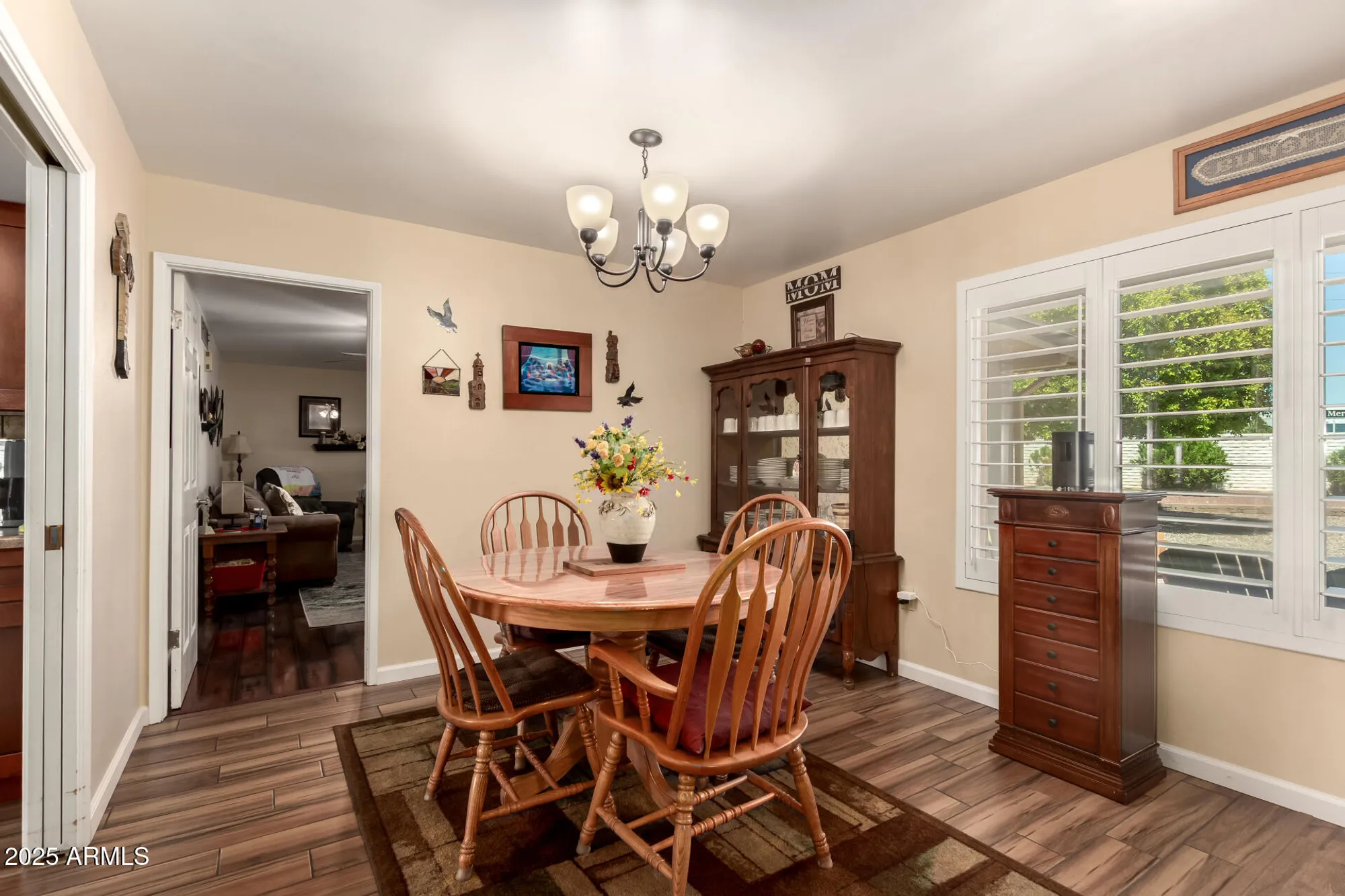 Property Slideshow image 10 of 37 | 16849 n meadow park dr, Sun City, AZ, 85351