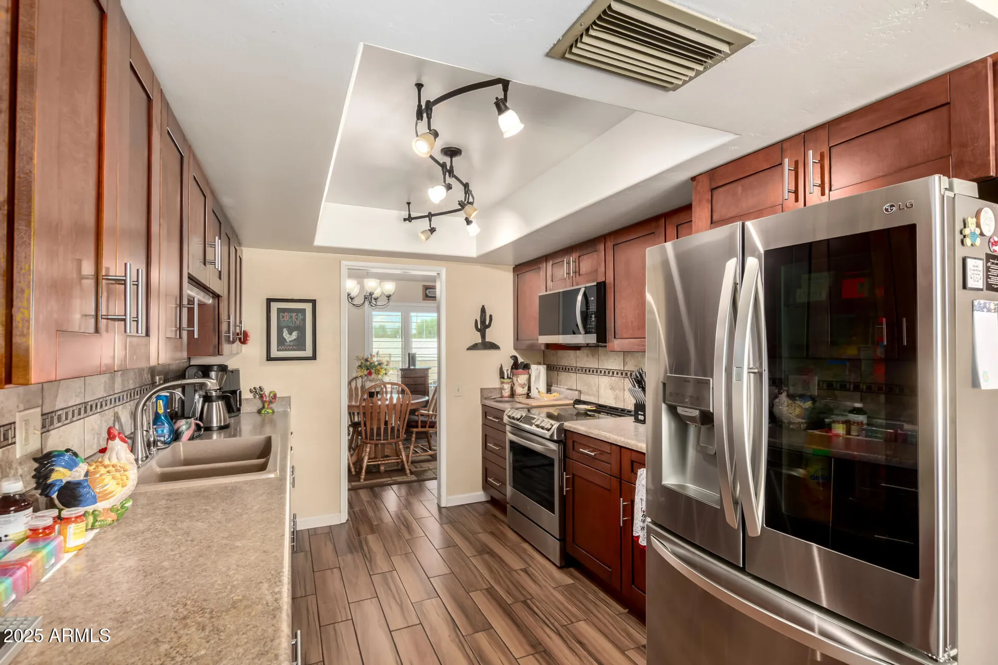 Property Slideshow image 14 of 37 | 16849 n meadow park dr, Sun City, AZ, 85351