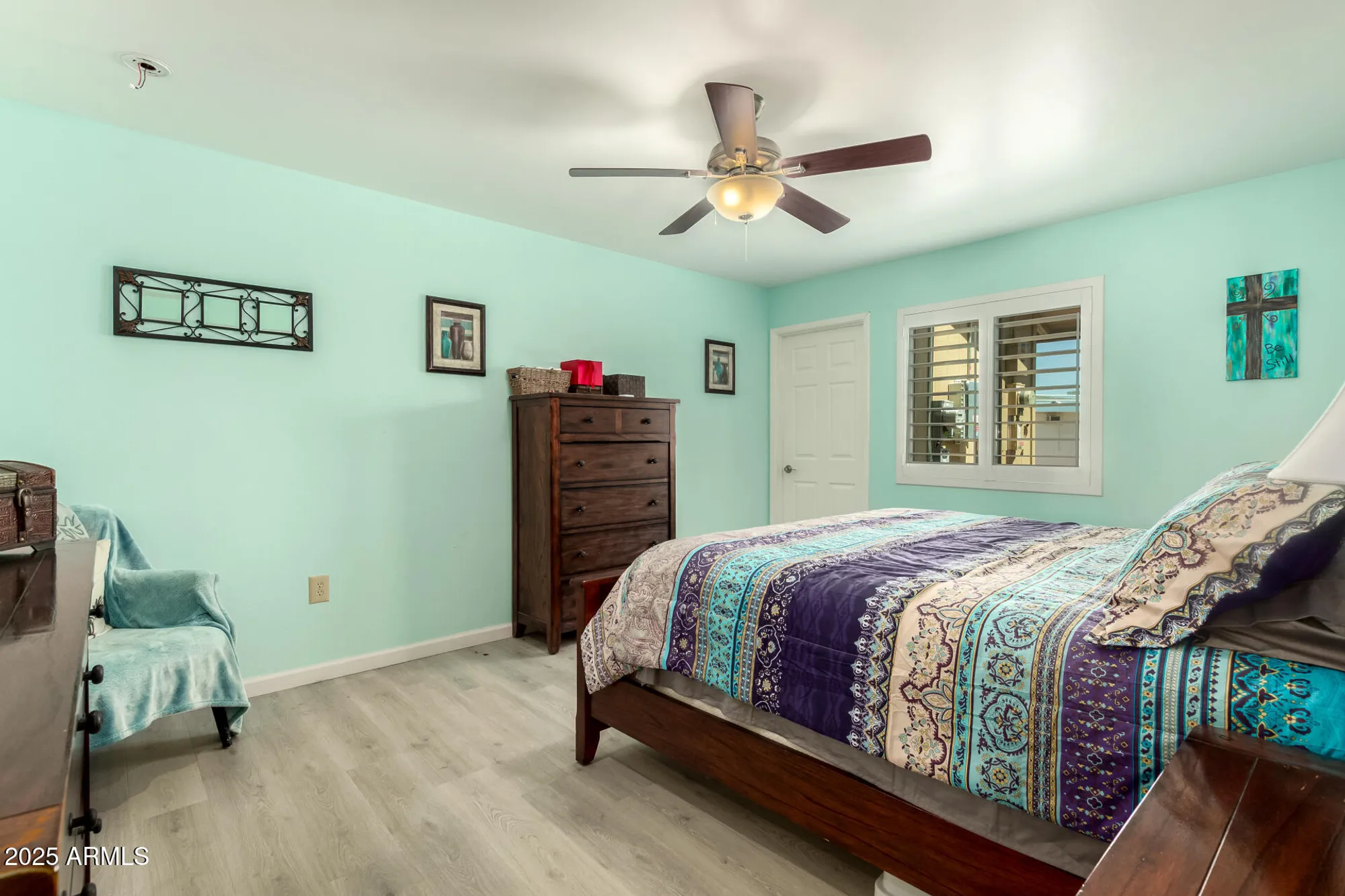 Property Slideshow image 15 of 37 | 16849 n meadow park dr, Sun City, AZ, 85351