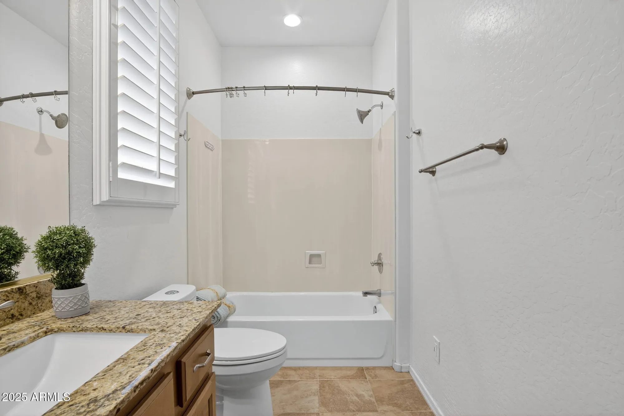 Property Slideshow image 32 of 45 | 20980 n sweet dreams dr, Maricopa, AZ, 85138