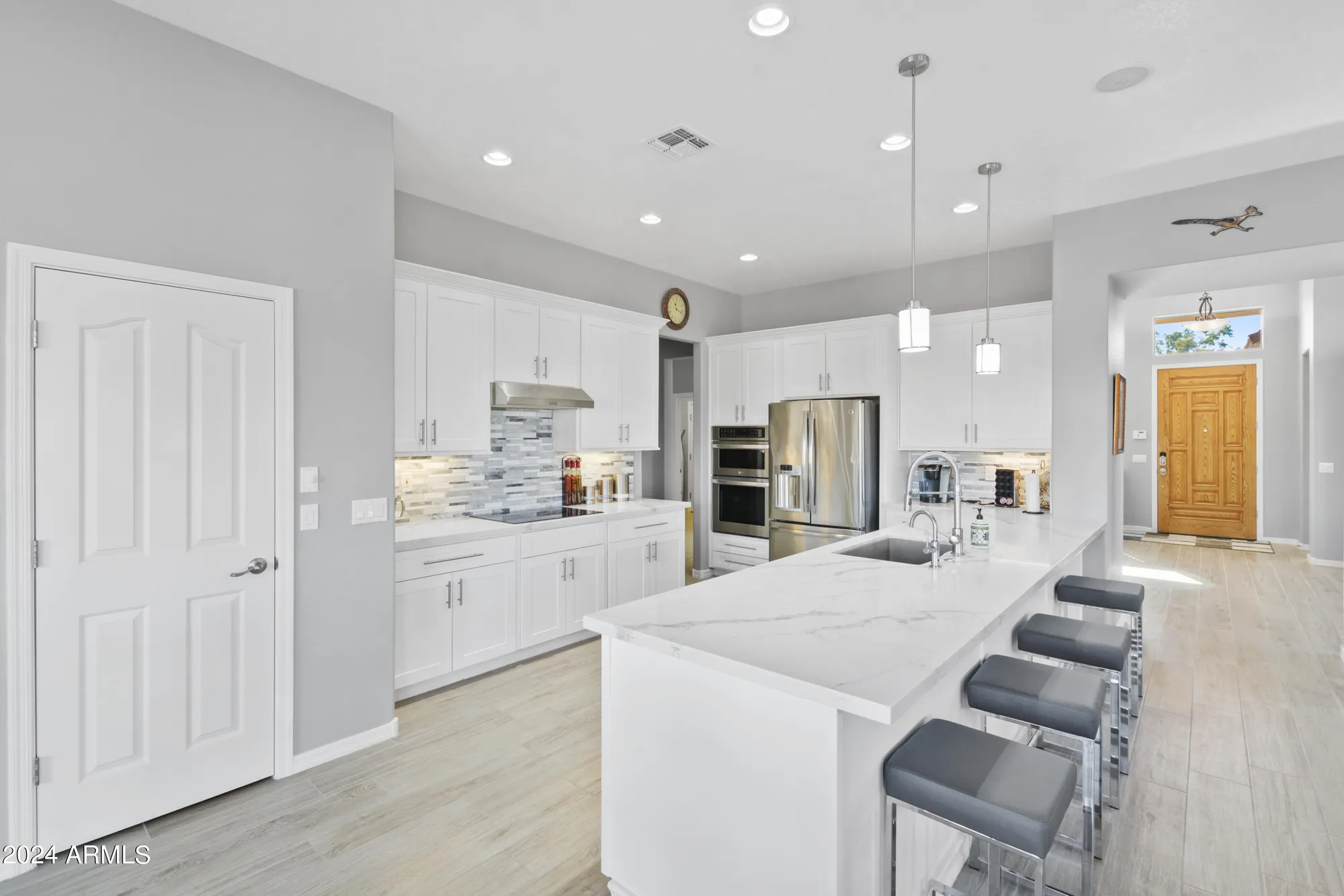 Property Slideshow image 10 of 48 | 3708 e hazeltine way, Chandler, AZ, 85249