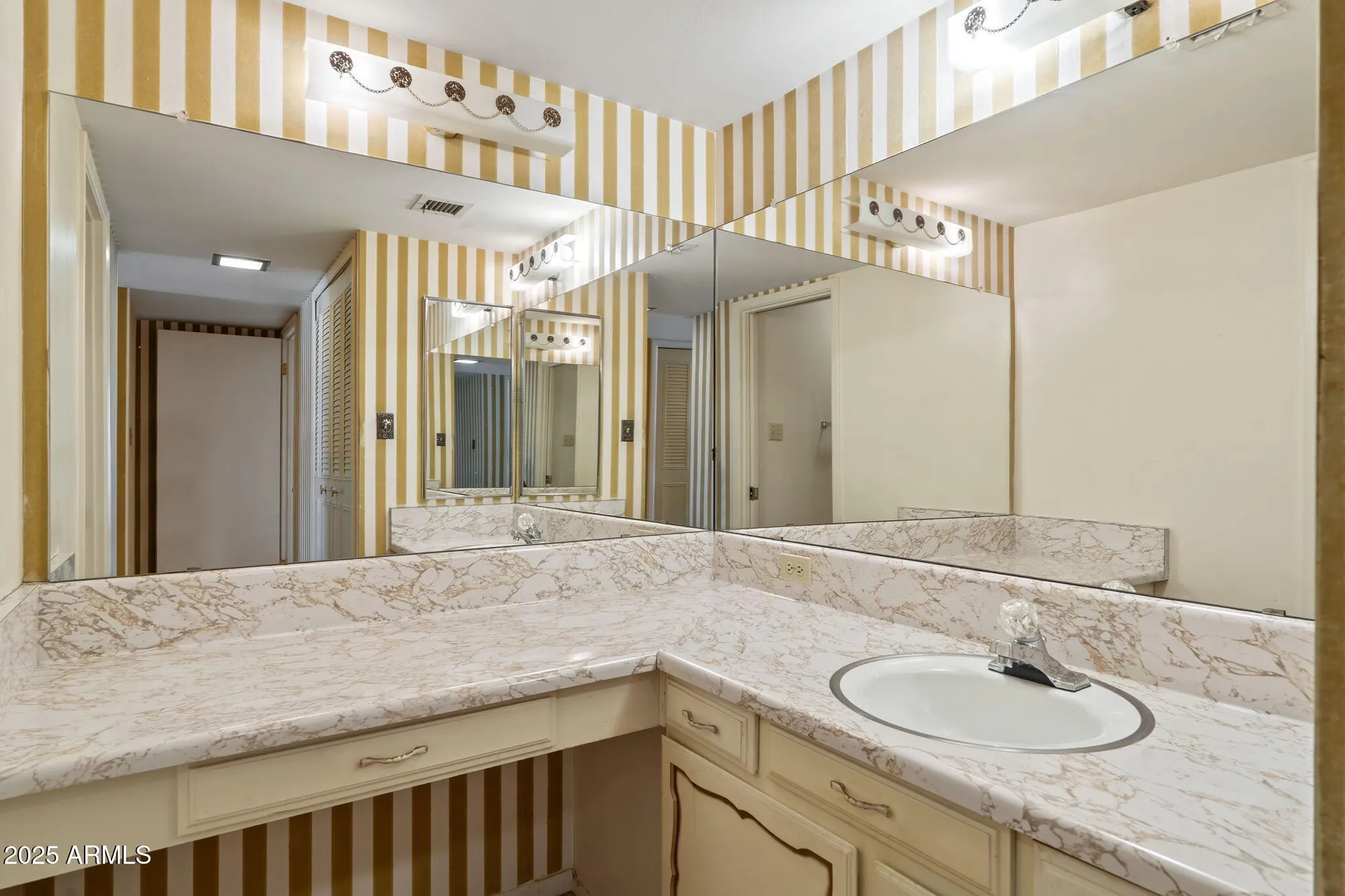 Property Slideshow image 14 of 48 | 7706 e chaparral rd, Scottsdale, AZ, 85250